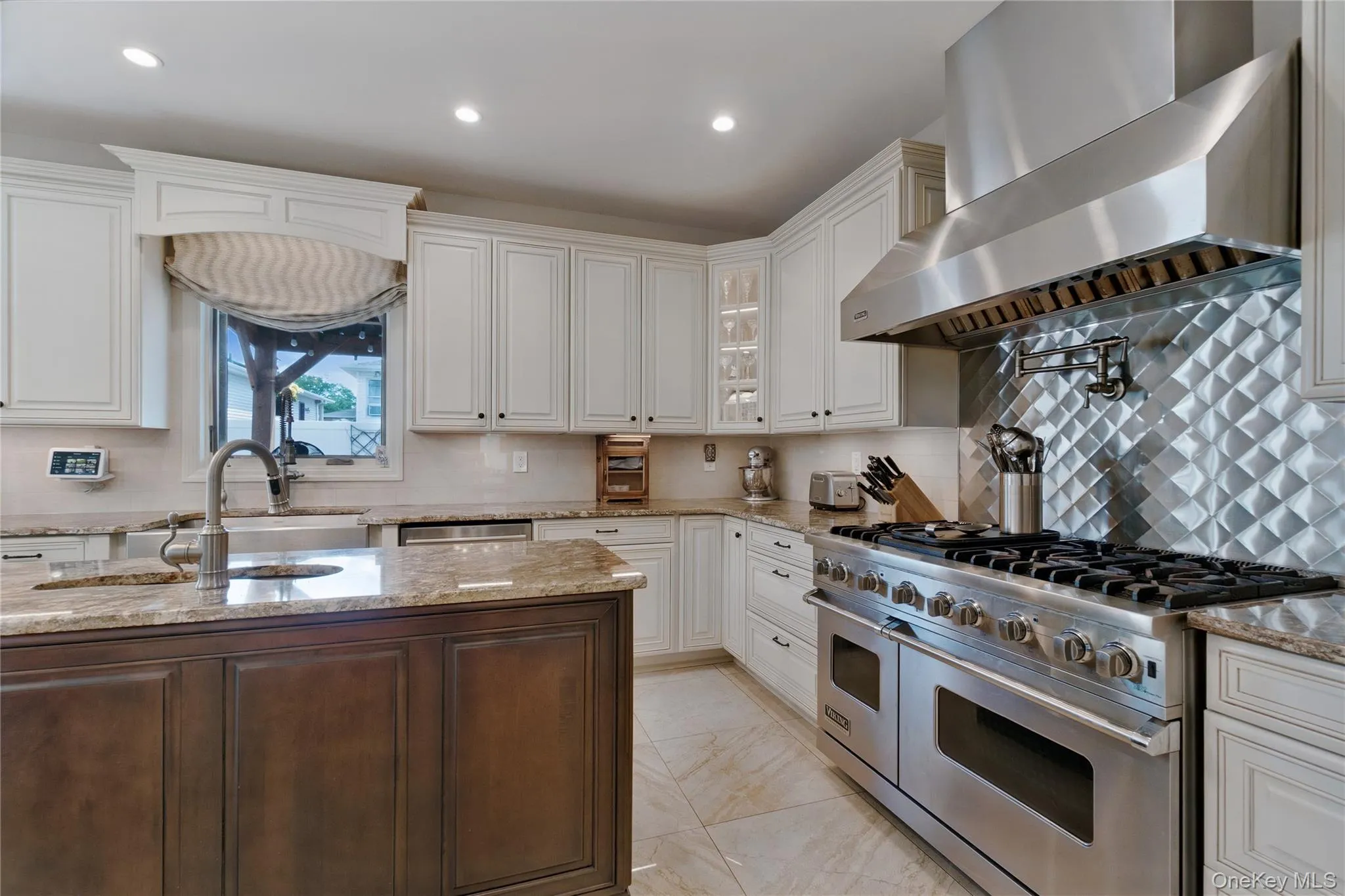 164-31 89th Street, New York, NY, 4 Bedrooms Bedrooms, 9 Rooms Rooms,3 BathroomsBathrooms,Residential,For Rent,89th,0,1007045 164-31 89th Street, New York, NY, 4 Bedrooms Bedrooms, 9 Rooms Rooms,3 BathroomsBathrooms,Residential,For Rent,89th,0,1007045