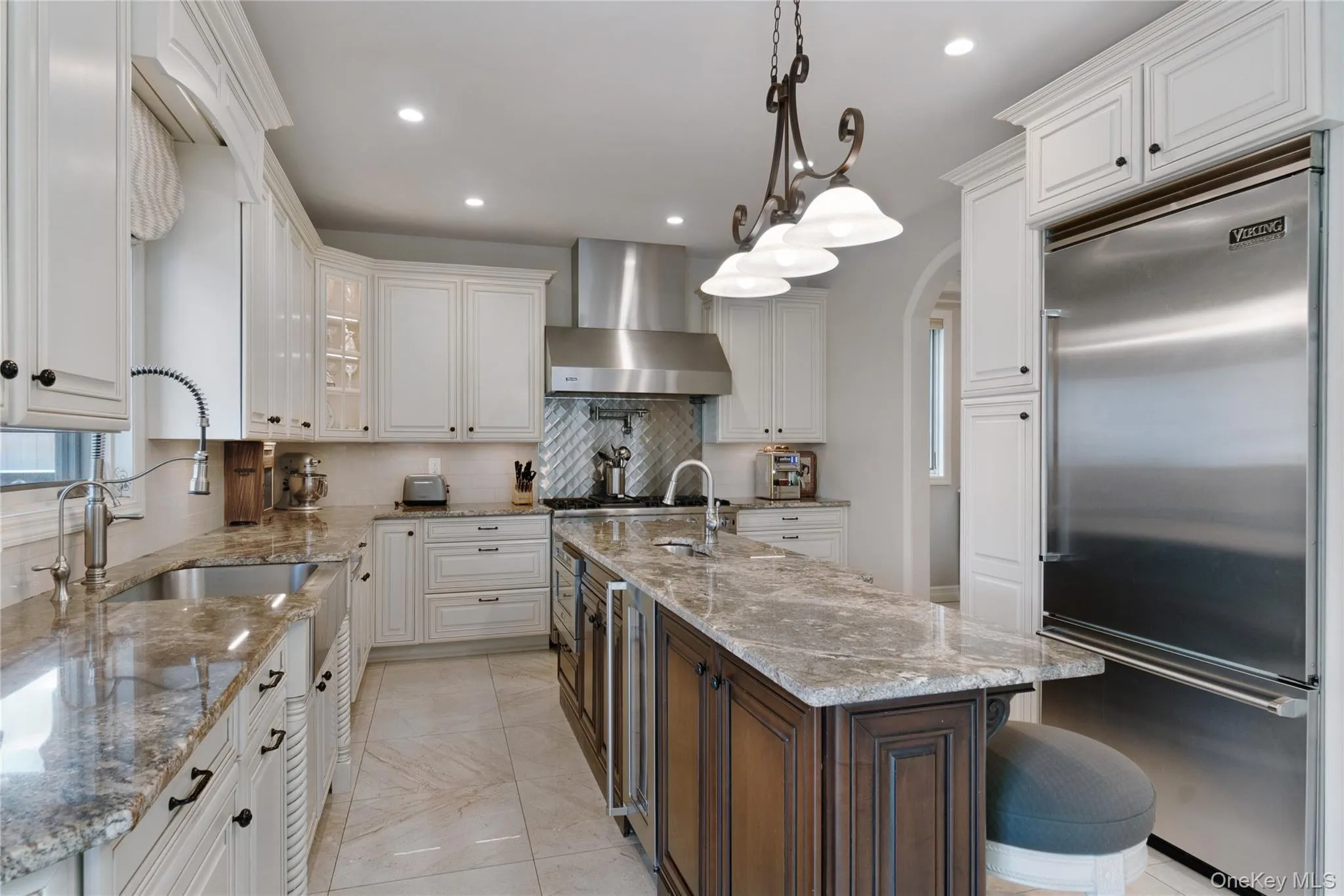 164-31 89th Street, New York, NY, 4 Bedrooms Bedrooms, 9 Rooms Rooms,3 BathroomsBathrooms,Residential,For Rent,89th,0,1007045 164-31 89th Street, New York, NY, 4 Bedrooms Bedrooms, 9 Rooms Rooms,3 BathroomsBathrooms,Residential,For Rent,89th,0,1007045