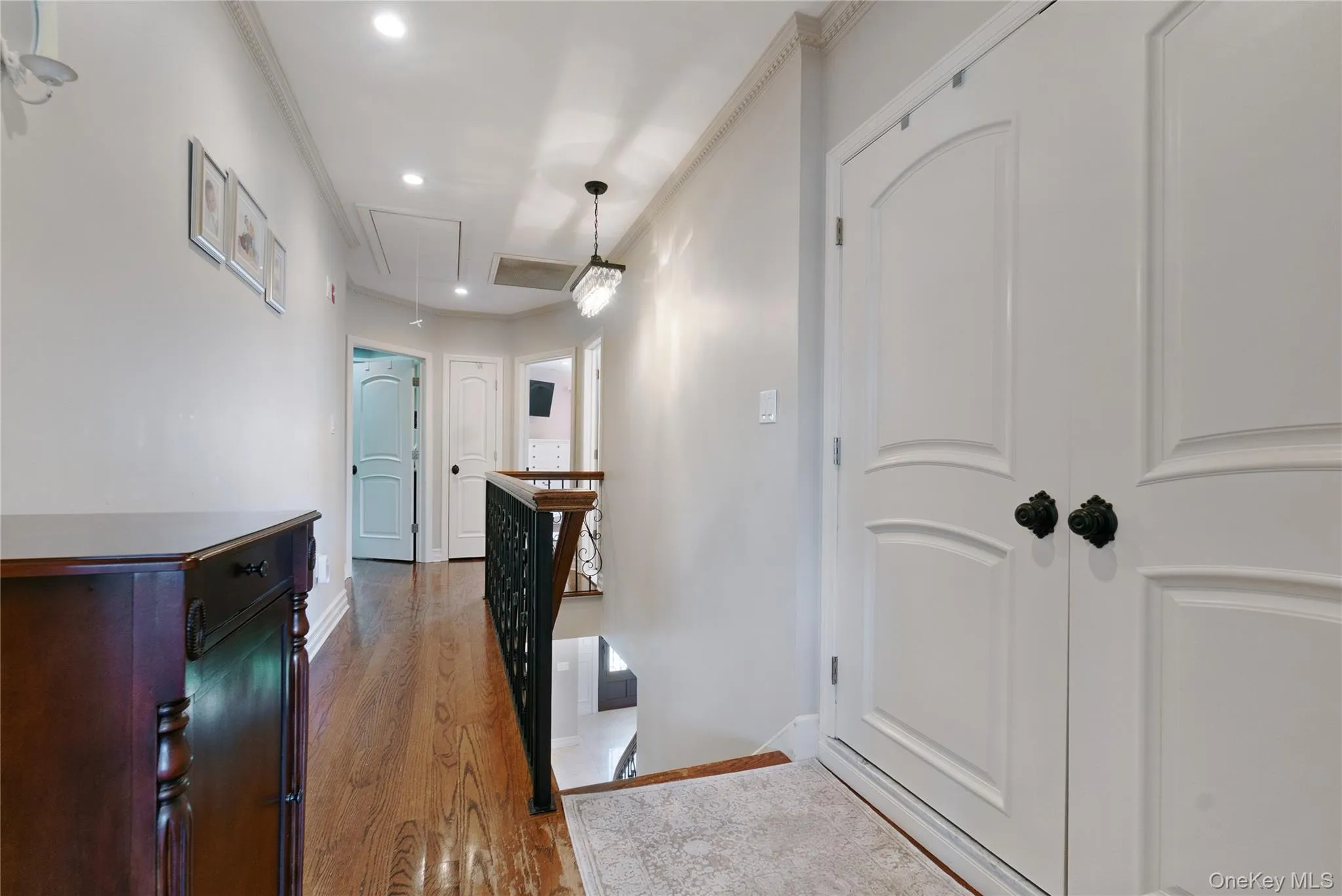 164-31 89th Street, New York, NY, 4 Bedrooms Bedrooms, 9 Rooms Rooms,3 BathroomsBathrooms,Residential,For Rent,89th,0,1007045 164-31 89th Street, New York, NY, 4 Bedrooms Bedrooms, 9 Rooms Rooms,3 BathroomsBathrooms,Residential,For Rent,89th,0,1007045
