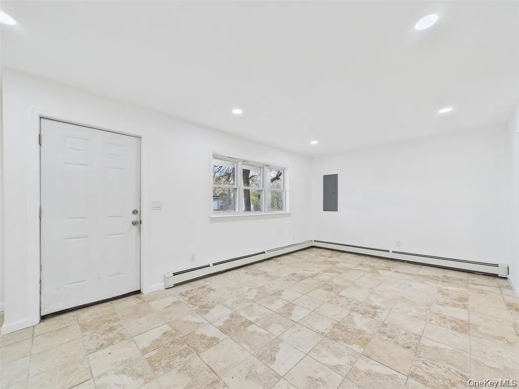 613 Bourdois Avenue, Brookhaven, NY, 4 Bedrooms Bedrooms, 10 Rooms Rooms,3 BathroomsBathrooms,Residential,For Rent,Bourdois,0,1007047 613 Bourdois Avenue, Brookhaven, NY, 4 Bedrooms Bedrooms, 10 Rooms Rooms,3 BathroomsBathrooms,Residential,For Rent,Bourdois,0,1007047