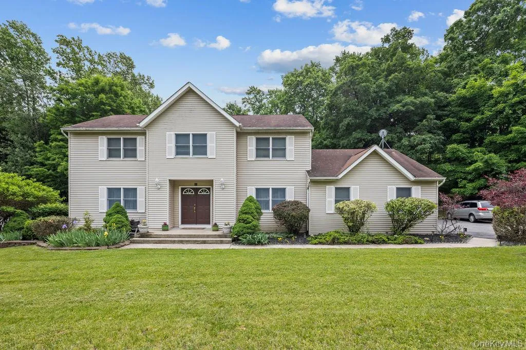34 Marietta Drive, Ramapo, NY, 5 Bedrooms Bedrooms, 3 Rooms Rooms,3 BathroomsBathrooms,Residential,For Rent,Marietta,0,1007048 34 Marietta Drive, Ramapo, NY, 5 Bedrooms Bedrooms, 3 Rooms Rooms,3 BathroomsBathrooms,Residential,For Rent,Marietta,0,1007048