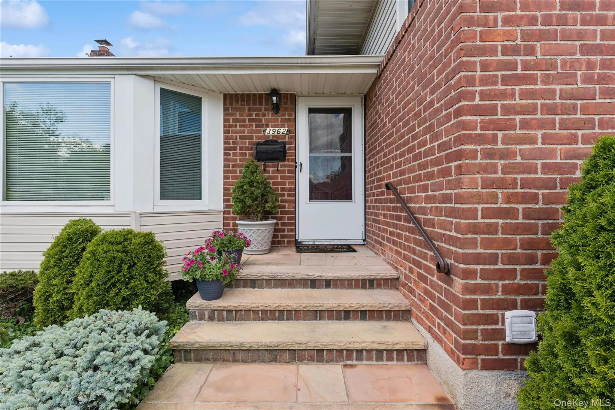 3962 Hahn Avenue, Hempstead, NY, 4 Bedrooms Bedrooms, 7 Rooms Rooms,3 BathroomsBathrooms,Residential,For Rent,Hahn,0,1007049 3962 Hahn Avenue, Hempstead, NY, 4 Bedrooms Bedrooms, 7 Rooms Rooms,3 BathroomsBathrooms,Residential,For Rent,Hahn,0,1007049