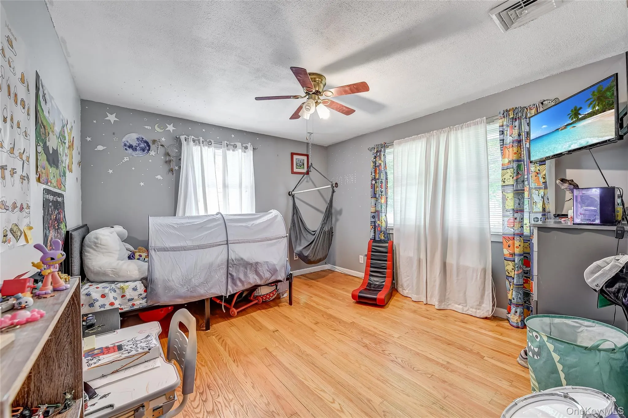 145 South Street, Marlboro, NY, 3 Bedrooms Bedrooms, 5 Rooms Rooms,1 BathroomBathrooms,Residential,For Rent,South,0,1007051 145 South Street, Marlboro, NY, 3 Bedrooms Bedrooms, 5 Rooms Rooms,1 BathroomBathrooms,Residential,For Rent,South,0,1007051