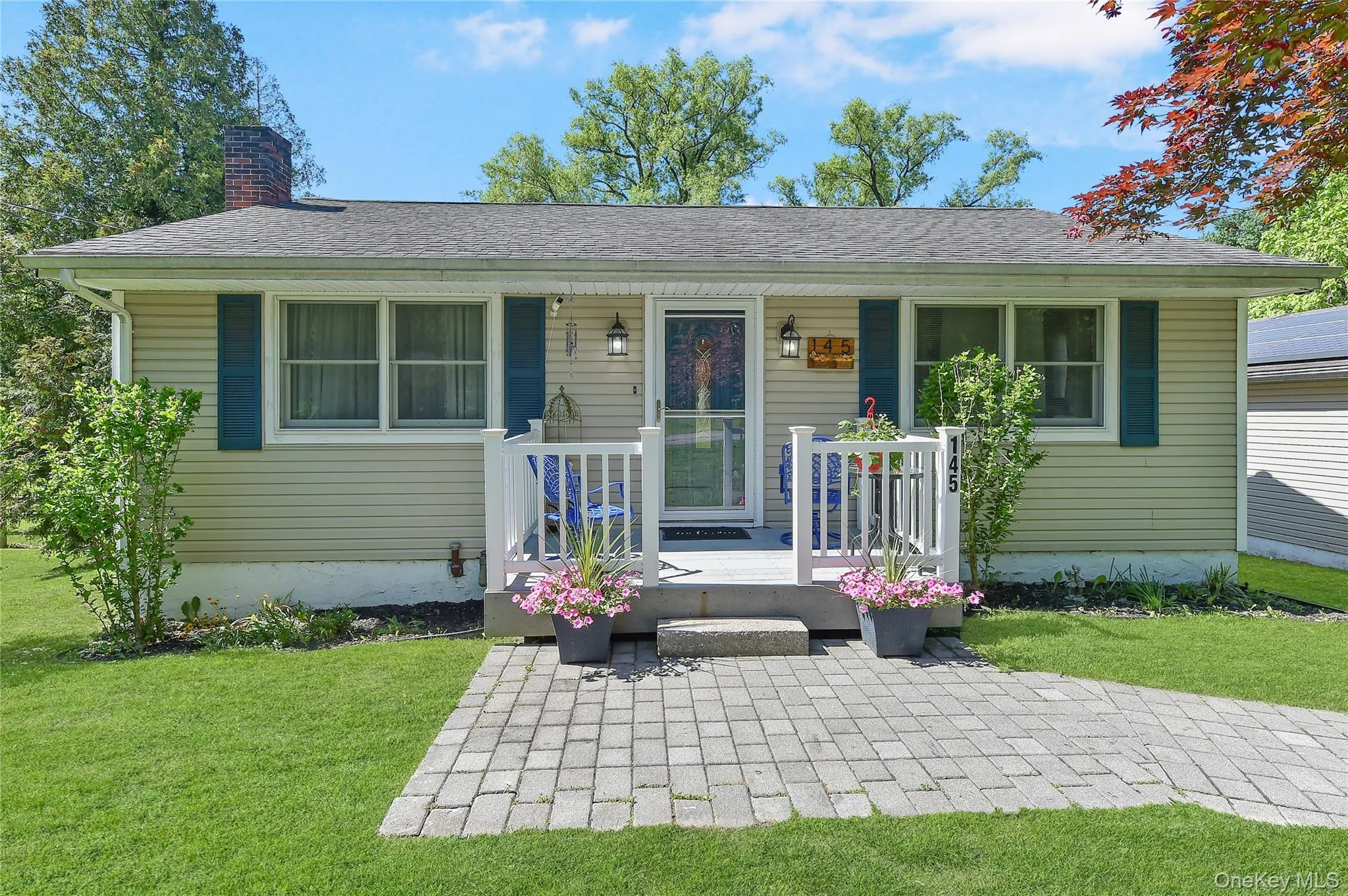 145 South Street, Marlboro, NY, 3 Bedrooms Bedrooms, 5 Rooms Rooms,1 BathroomBathrooms,Residential,For Rent,South,0,1007051 145 South Street, Marlboro, NY, 3 Bedrooms Bedrooms, 5 Rooms Rooms,1 BathroomBathrooms,Residential,For Rent,South,0,1007051