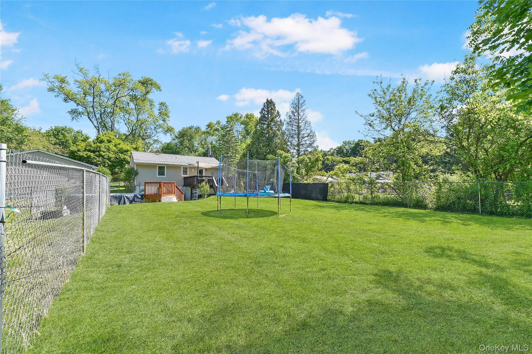 145 South Street, Marlboro, NY, 3 Bedrooms Bedrooms, 5 Rooms Rooms,1 BathroomBathrooms,Residential,For Rent,South,0,1007051 145 South Street, Marlboro, NY, 3 Bedrooms Bedrooms, 5 Rooms Rooms,1 BathroomBathrooms,Residential,For Rent,South,0,1007051