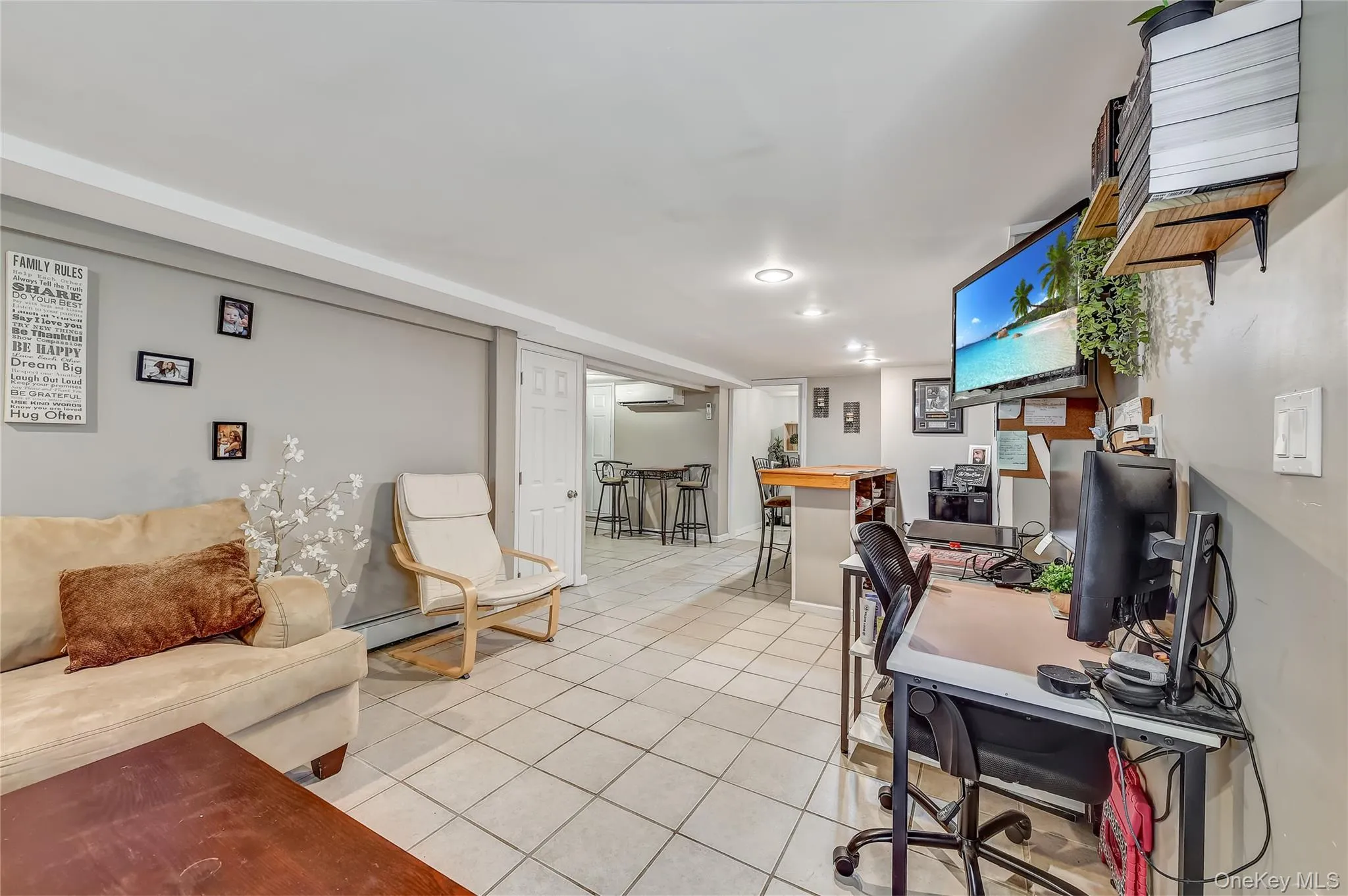 145 South Street, Marlboro, NY, 3 Bedrooms Bedrooms, 5 Rooms Rooms,1 BathroomBathrooms,Residential,For Rent,South,0,1007051 145 South Street, Marlboro, NY, 3 Bedrooms Bedrooms, 5 Rooms Rooms,1 BathroomBathrooms,Residential,For Rent,South,0,1007051