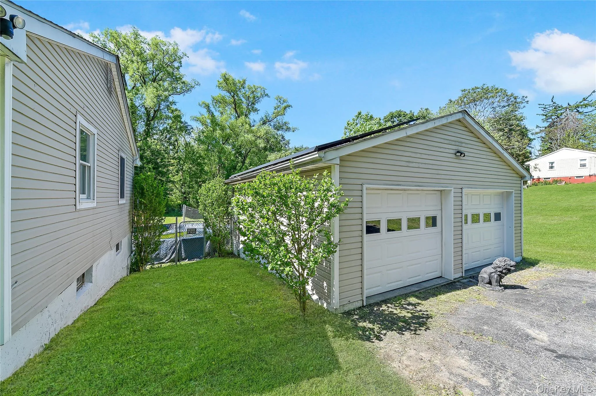 145 South Street, Marlboro, NY, 3 Bedrooms Bedrooms, 5 Rooms Rooms,1 BathroomBathrooms,Residential,For Rent,South,0,1007051 145 South Street, Marlboro, NY, 3 Bedrooms Bedrooms, 5 Rooms Rooms,1 BathroomBathrooms,Residential,For Rent,South,0,1007051