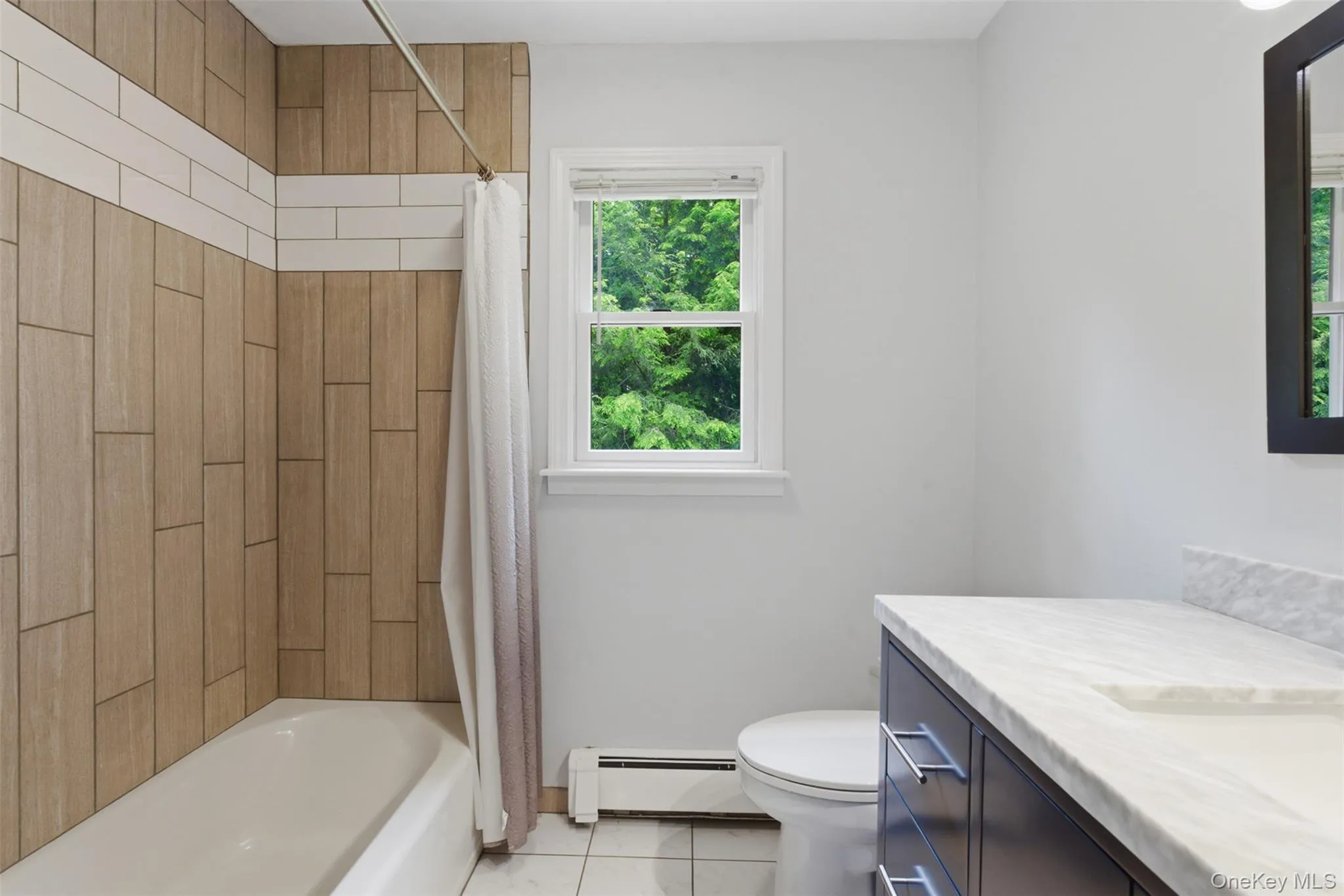 Hallway Full Bath Hallway Full Bath