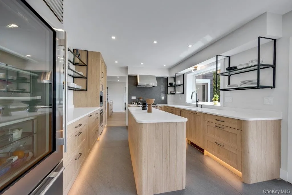 35 Walden Road, Mount Pleasant, NY, 6 Bedrooms Bedrooms, 12 Rooms Rooms,4 BathroomsBathrooms,Residential,For Rent,Walden,0,1007053 35 Walden Road, Mount Pleasant, NY, 6 Bedrooms Bedrooms, 12 Rooms Rooms,4 BathroomsBathrooms,Residential,For Rent,Walden,0,1007053