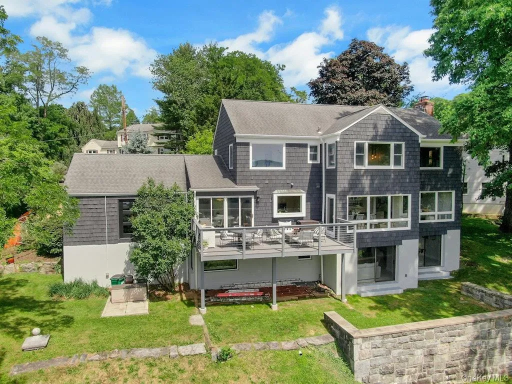 35 Walden Road, Mount Pleasant, NY, 6 Bedrooms Bedrooms, 12 Rooms Rooms,4 BathroomsBathrooms,Residential,For Rent,Walden,0,1007053 35 Walden Road, Mount Pleasant, NY, 6 Bedrooms Bedrooms, 12 Rooms Rooms,4 BathroomsBathrooms,Residential,For Rent,Walden,0,1007053