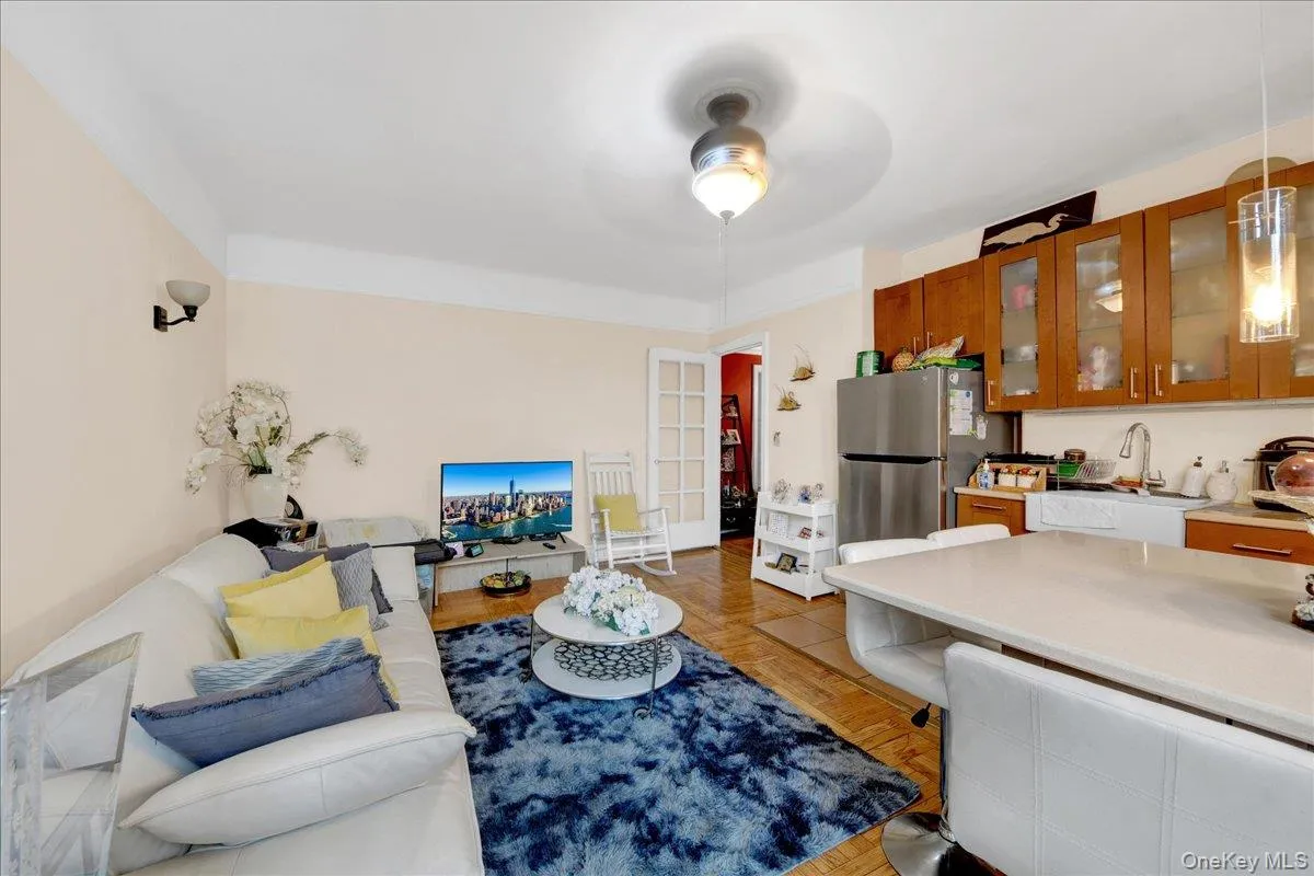 3398 Wayne Avenue, New York, NY, 1 Bedroom Bedrooms, 3 Rooms Rooms,1 BathroomBathrooms,Residential,For Rent,Wayne,0,1007054 3398 Wayne Avenue, New York, NY, 1 Bedroom Bedrooms, 3 Rooms Rooms,1 BathroomBathrooms,Residential,For Rent,Wayne,0,1007054