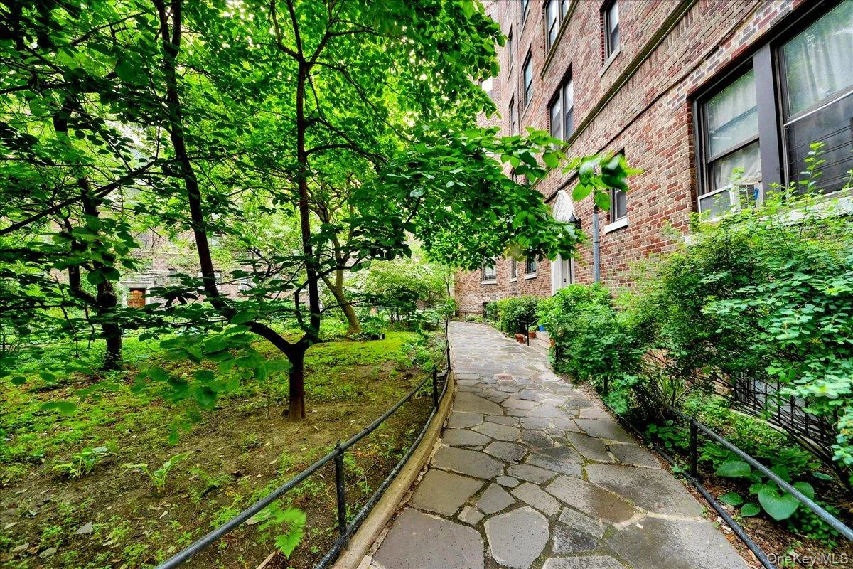 3398 Wayne Avenue, New York, NY, 1 Bedroom Bedrooms, 3 Rooms Rooms,1 BathroomBathrooms,Residential,For Rent,Wayne,0,1007054 3398 Wayne Avenue, New York, NY, 1 Bedroom Bedrooms, 3 Rooms Rooms,1 BathroomBathrooms,Residential,For Rent,Wayne,0,1007054