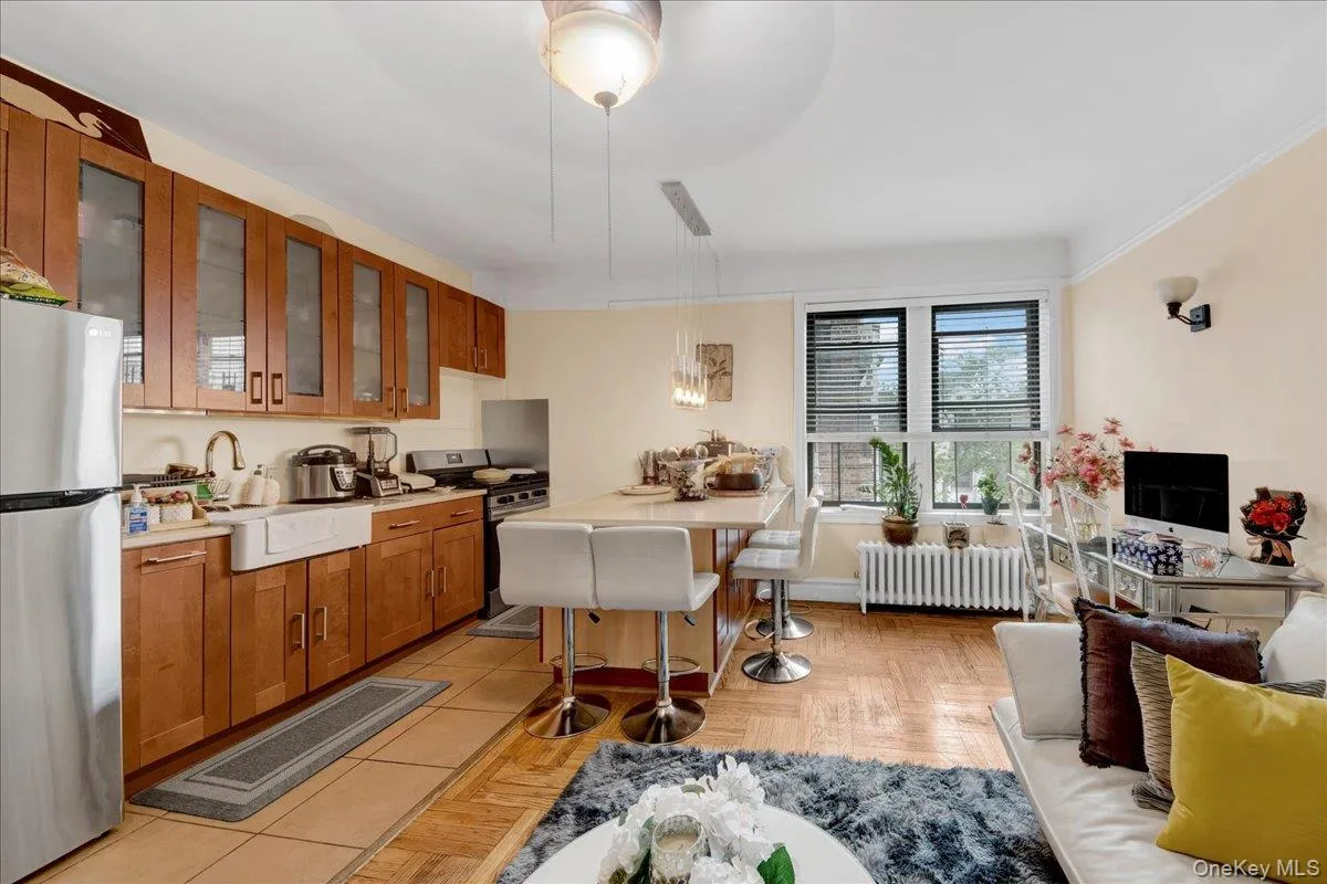 3398 Wayne Avenue, New York, NY, 1 Bedroom Bedrooms, 3 Rooms Rooms,1 BathroomBathrooms,Residential,For Rent,Wayne,0,1007054 3398 Wayne Avenue, New York, NY, 1 Bedroom Bedrooms, 3 Rooms Rooms,1 BathroomBathrooms,Residential,For Rent,Wayne,0,1007054