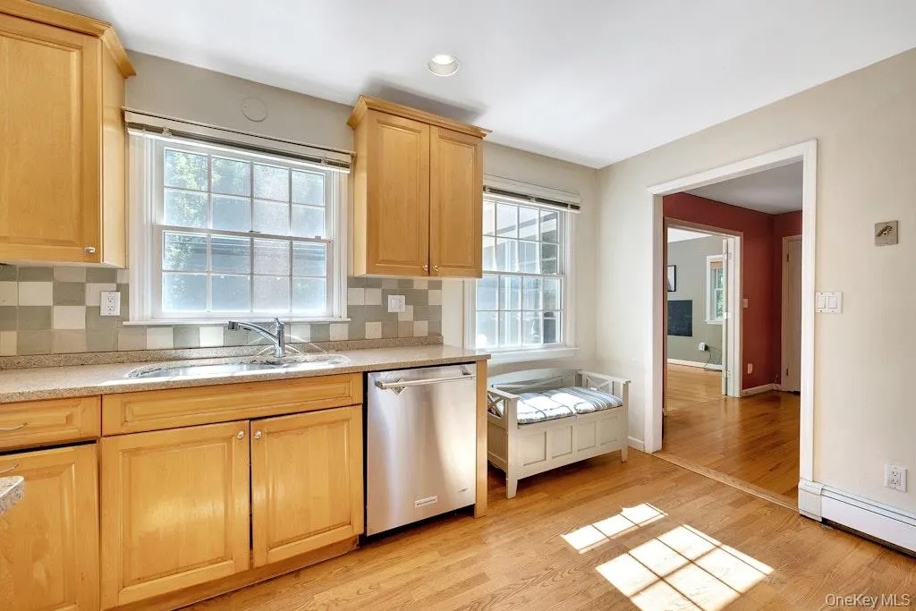 12 Webb Road, Mount Pleasant, NY, 5 Bedrooms Bedrooms, 10 Rooms Rooms,3 BathroomsBathrooms,Residential,For Rent,Webb,0,1007061 12 Webb Road, Mount Pleasant, NY, 5 Bedrooms Bedrooms, 10 Rooms Rooms,3 BathroomsBathrooms,Residential,For Rent,Webb,0,1007061
