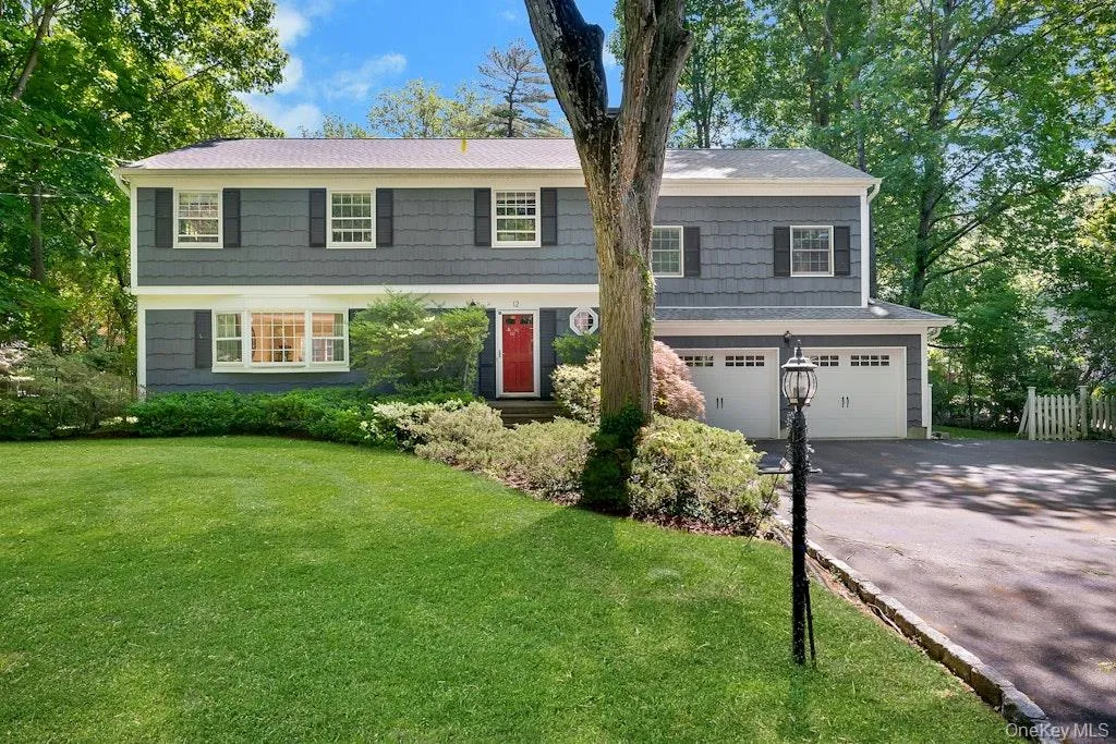 12 Webb Road, Mount Pleasant, NY, 5 Bedrooms Bedrooms, 10 Rooms Rooms,3 BathroomsBathrooms,Residential,For Rent,Webb,0,1007061 12 Webb Road, Mount Pleasant, NY, 5 Bedrooms Bedrooms, 10 Rooms Rooms,3 BathroomsBathrooms,Residential,For Rent,Webb,0,1007061