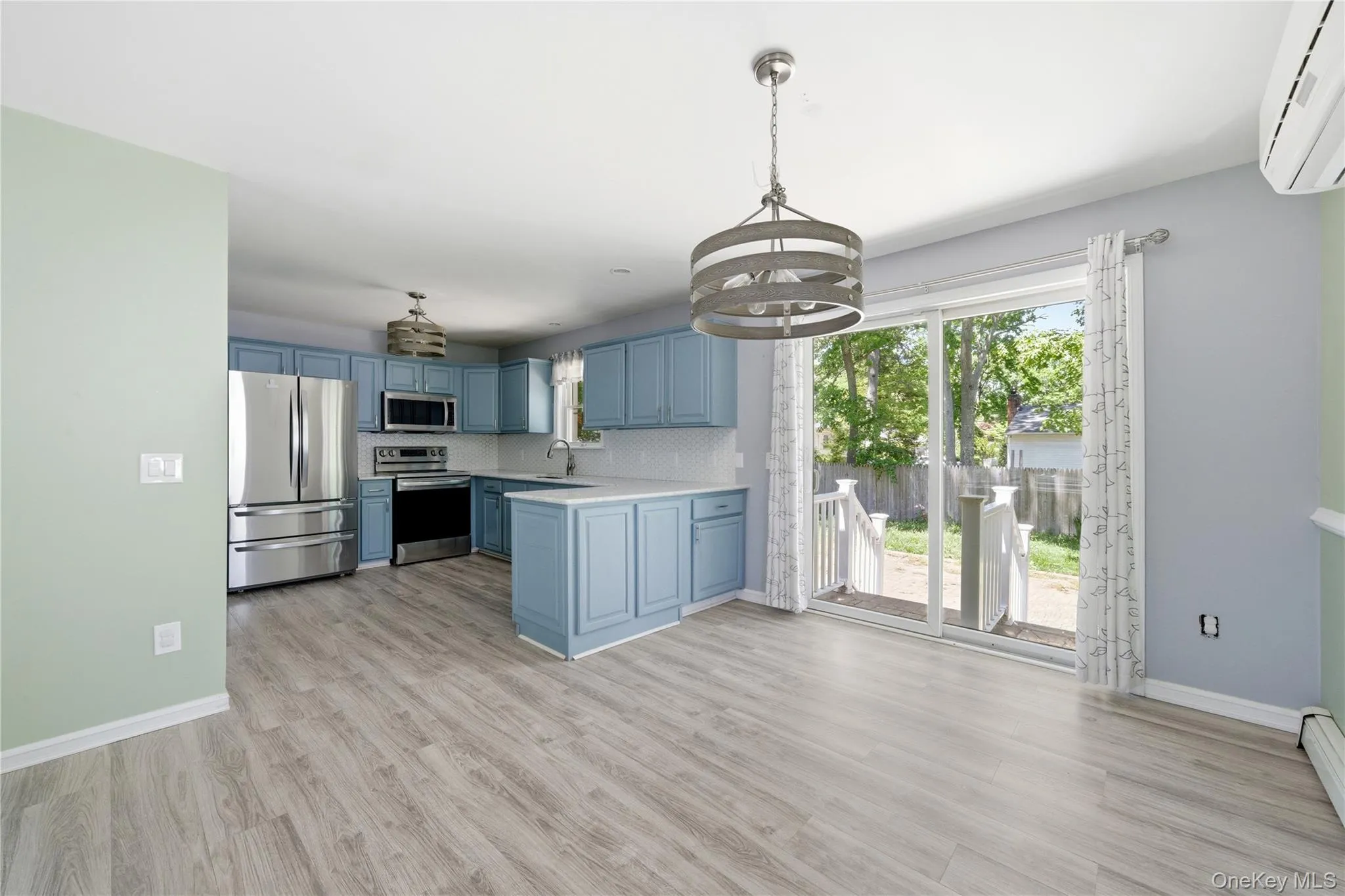 103 Hampton Avenue, Brookhaven, NY, 3 Bedrooms Bedrooms, 6 Rooms Rooms,1 BathroomBathrooms,Residential,For Rent,Hampton,0,1007063 103 Hampton Avenue, Brookhaven, NY, 3 Bedrooms Bedrooms, 6 Rooms Rooms,1 BathroomBathrooms,Residential,For Rent,Hampton,0,1007063