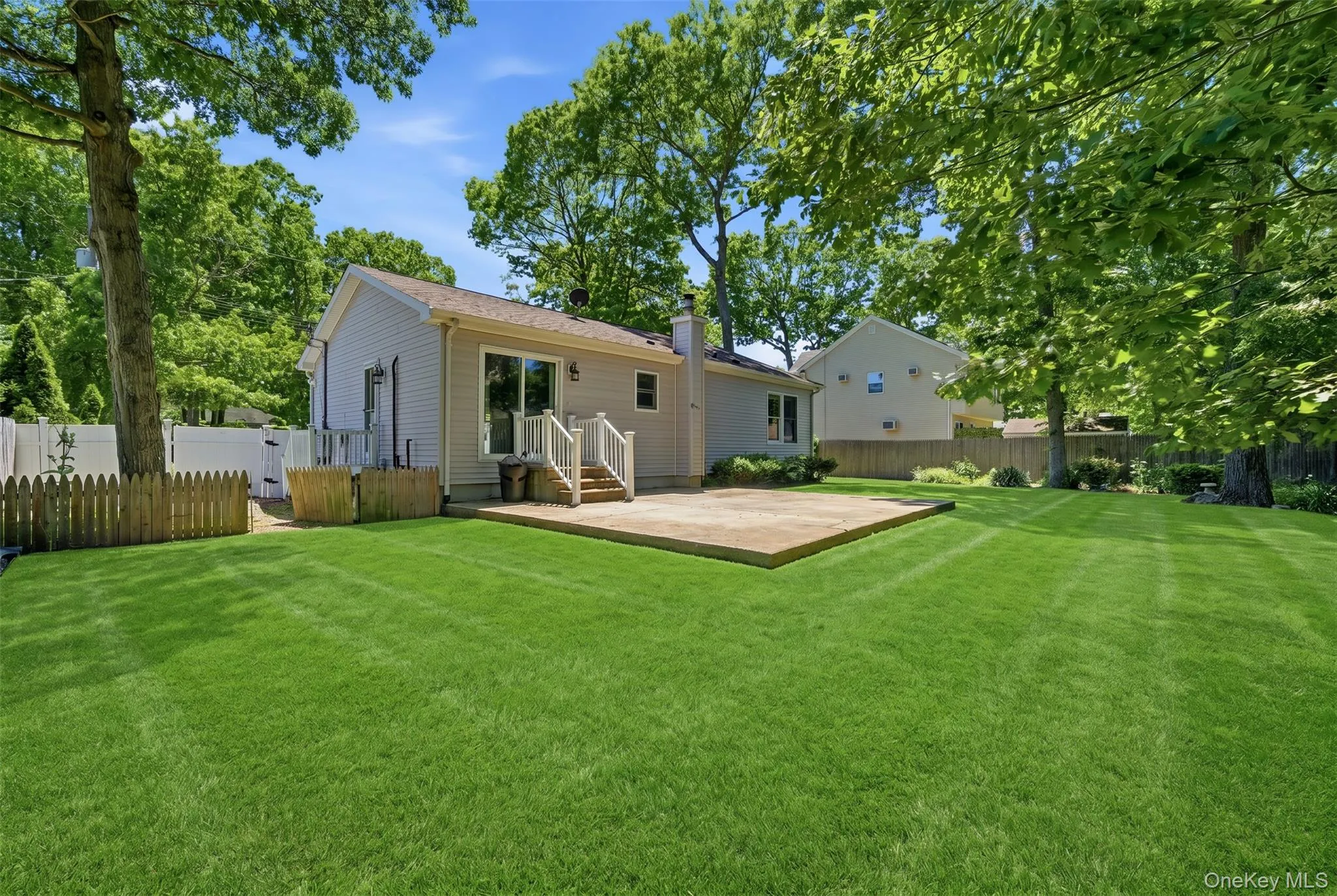 103 Hampton Avenue, Brookhaven, NY, 3 Bedrooms Bedrooms, 6 Rooms Rooms,1 BathroomBathrooms,Residential,For Rent,Hampton,0,1007063 103 Hampton Avenue, Brookhaven, NY, 3 Bedrooms Bedrooms, 6 Rooms Rooms,1 BathroomBathrooms,Residential,For Rent,Hampton,0,1007063