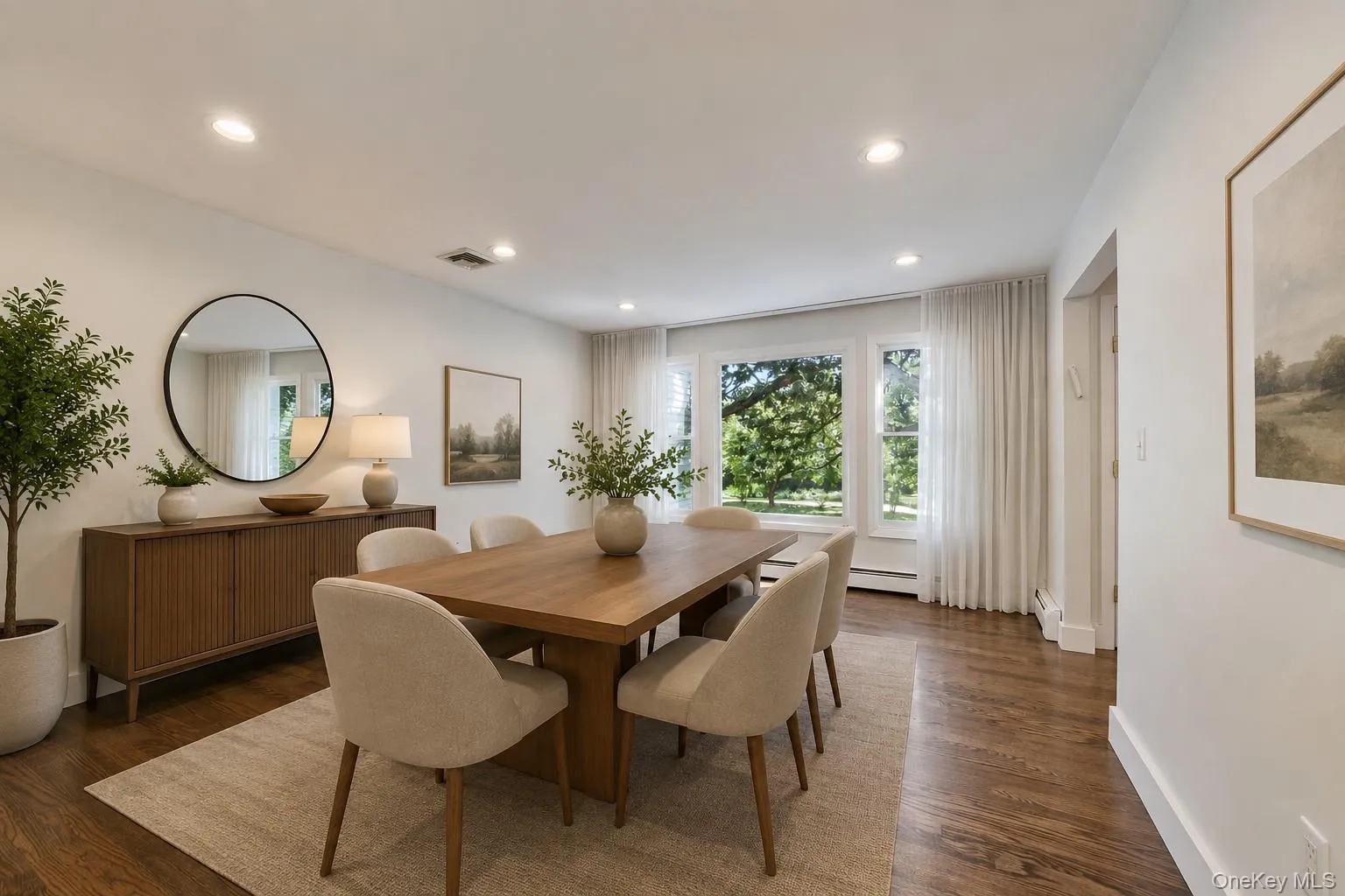 virtually staged dining room virtually staged dining room