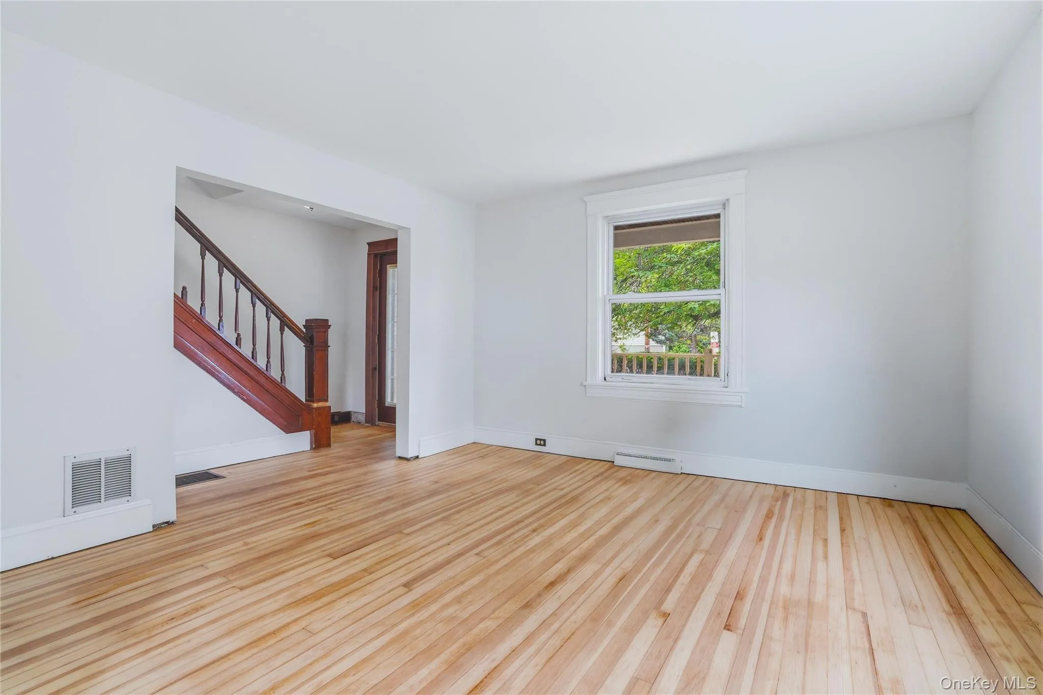 122 Andrew Street, Kingston, NY, 3 Bedrooms Bedrooms, 5 Rooms Rooms,1 BathroomBathrooms,Residential,For Rent,Andrew,0,1007067 122 Andrew Street, Kingston, NY, 3 Bedrooms Bedrooms, 5 Rooms Rooms,1 BathroomBathrooms,Residential,For Rent,Andrew,0,1007067