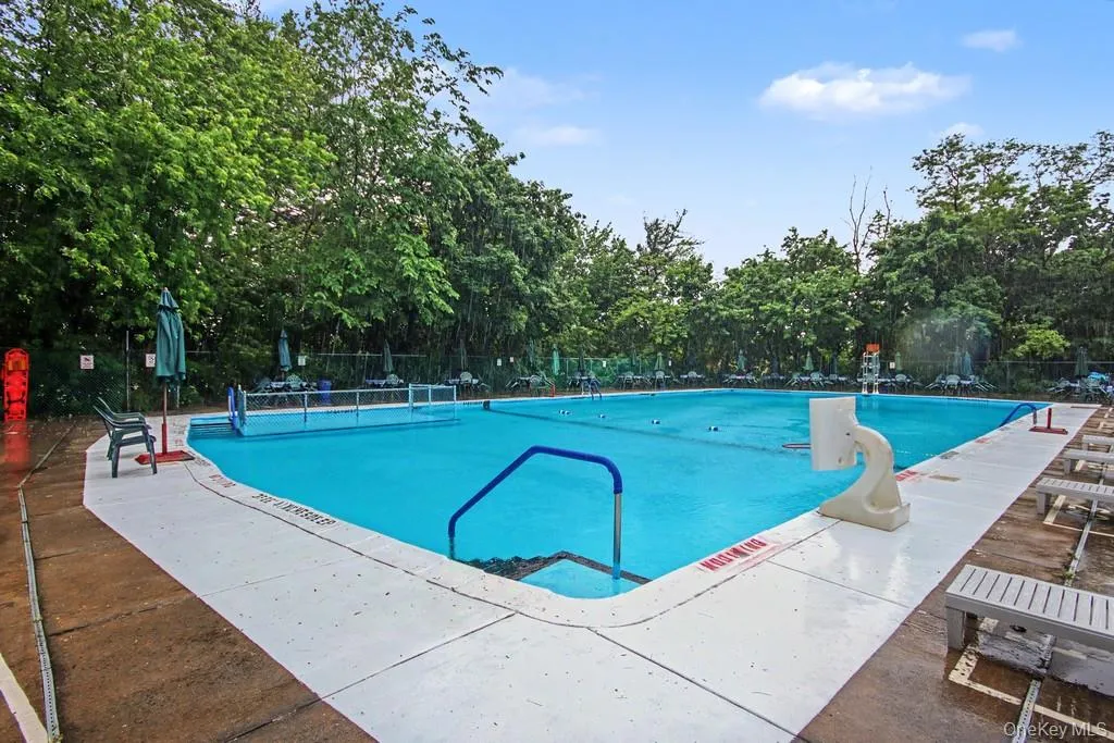 7 Balint Drive, Yonkers, NY, 2 Bedrooms Bedrooms, 5 Rooms Rooms,1 BathroomBathrooms,Residential,For Rent,Balint,0,1007068 7 Balint Drive, Yonkers, NY, 2 Bedrooms Bedrooms, 5 Rooms Rooms,1 BathroomBathrooms,Residential,For Rent,Balint,0,1007068