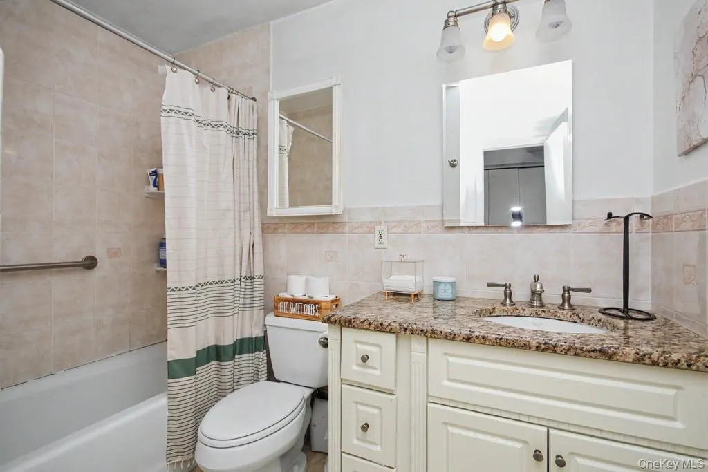 7 Balint Drive, Yonkers, NY, 2 Bedrooms Bedrooms, 5 Rooms Rooms,1 BathroomBathrooms,Residential,For Rent,Balint,0,1007068 7 Balint Drive, Yonkers, NY, 2 Bedrooms Bedrooms, 5 Rooms Rooms,1 BathroomBathrooms,Residential,For Rent,Balint,0,1007068