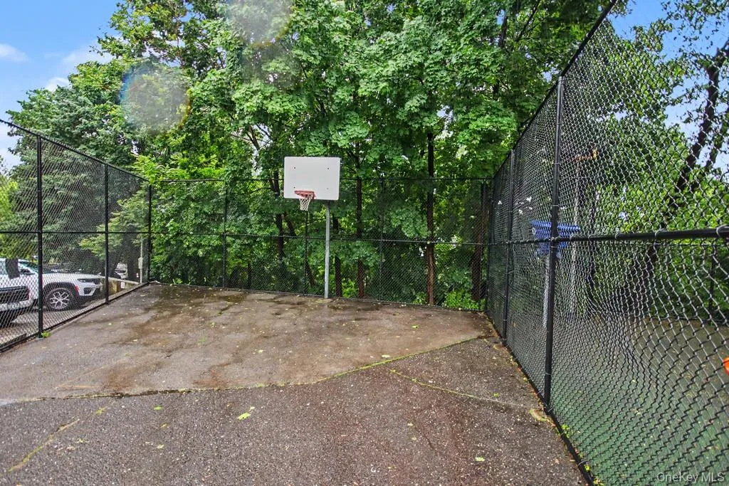 7 Balint Drive, Yonkers, NY, 2 Bedrooms Bedrooms, 5 Rooms Rooms,1 BathroomBathrooms,Residential,For Rent,Balint,0,1007068 7 Balint Drive, Yonkers, NY, 2 Bedrooms Bedrooms, 5 Rooms Rooms,1 BathroomBathrooms,Residential,For Rent,Balint,0,1007068