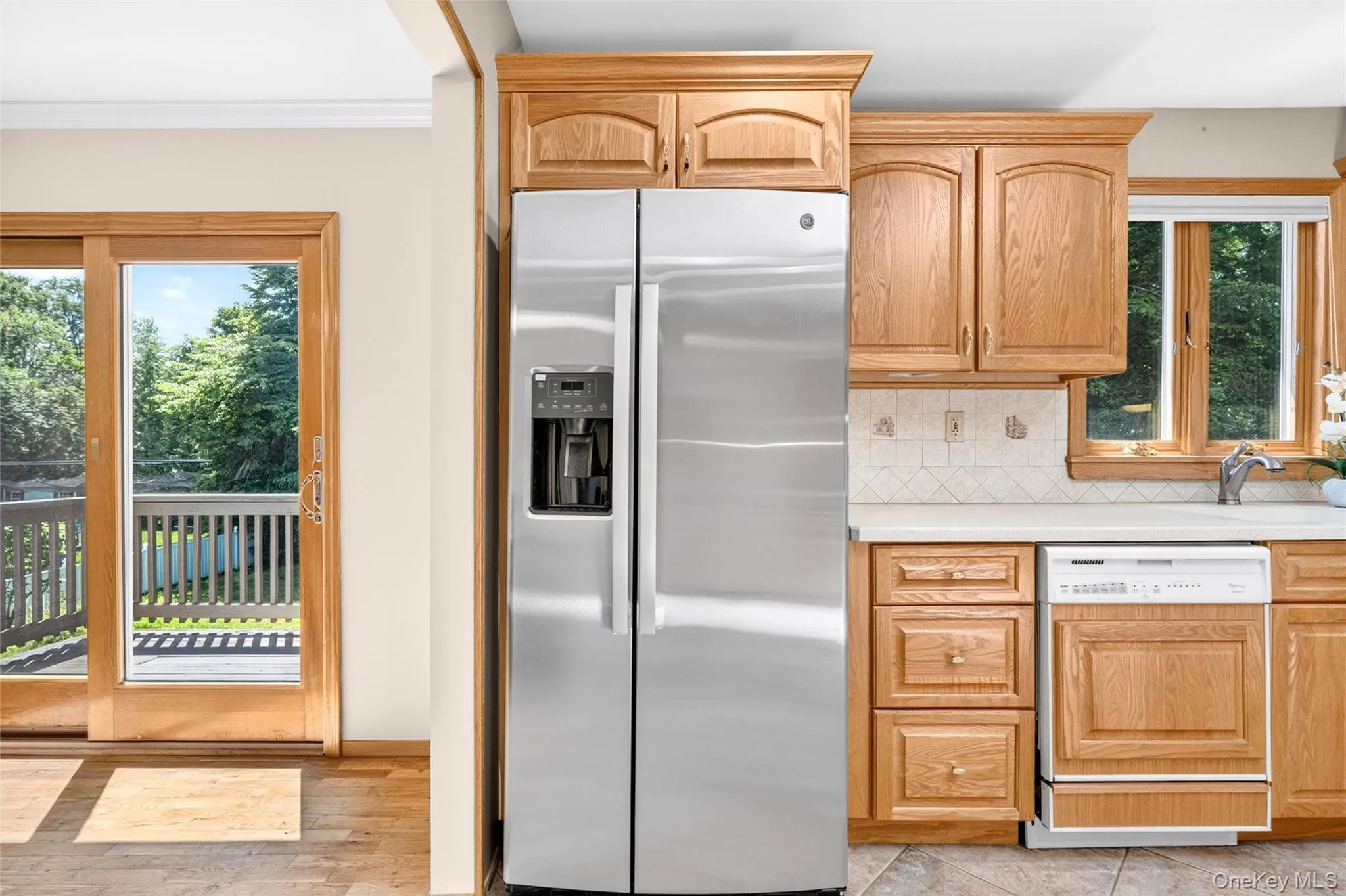 81 Poplar Street, Clarkstown, NY, 4 Bedrooms Bedrooms, 9 Rooms Rooms,3 BathroomsBathrooms,Residential,For Rent,Poplar,0,1007069 81 Poplar Street, Clarkstown, NY, 4 Bedrooms Bedrooms, 9 Rooms Rooms,3 BathroomsBathrooms,Residential,For Rent,Poplar,0,1007069