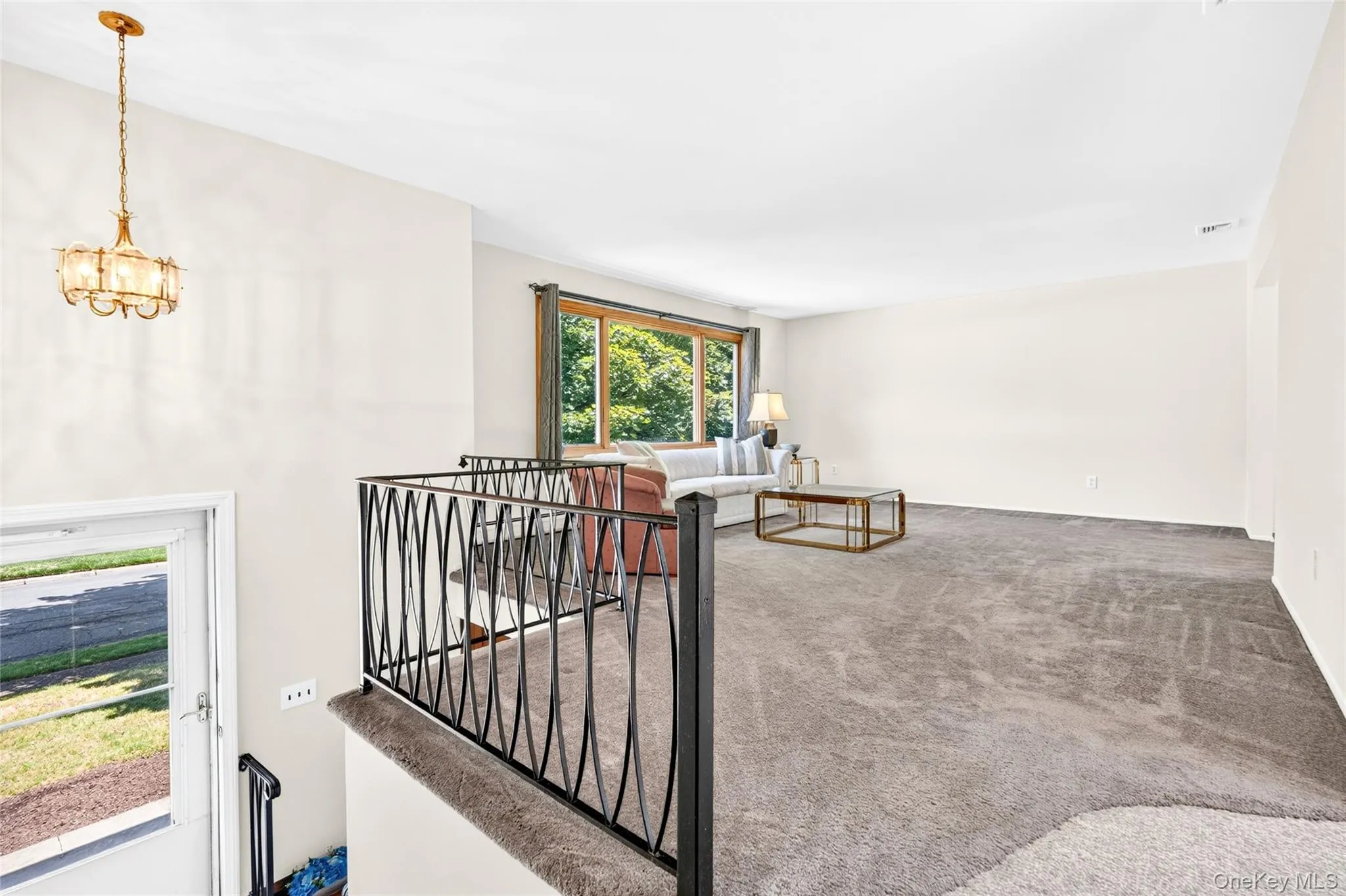 81 Poplar Street, Clarkstown, NY, 4 Bedrooms Bedrooms, 9 Rooms Rooms,3 BathroomsBathrooms,Residential,For Rent,Poplar,0,1007069 81 Poplar Street, Clarkstown, NY, 4 Bedrooms Bedrooms, 9 Rooms Rooms,3 BathroomsBathrooms,Residential,For Rent,Poplar,0,1007069