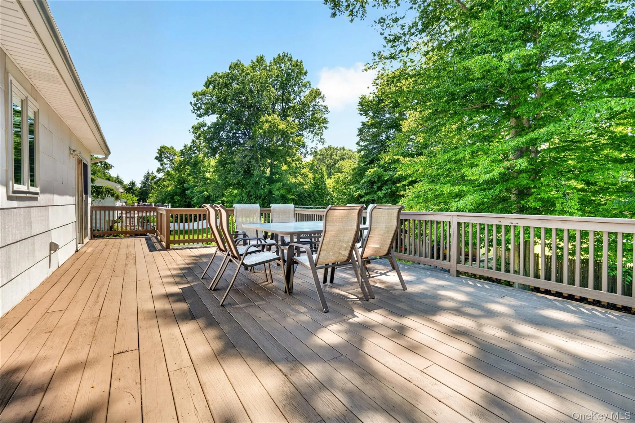81 Poplar Street, Clarkstown, NY, 4 Bedrooms Bedrooms, 9 Rooms Rooms,3 BathroomsBathrooms,Residential,For Rent,Poplar,0,1007069 81 Poplar Street, Clarkstown, NY, 4 Bedrooms Bedrooms, 9 Rooms Rooms,3 BathroomsBathrooms,Residential,For Rent,Poplar,0,1007069