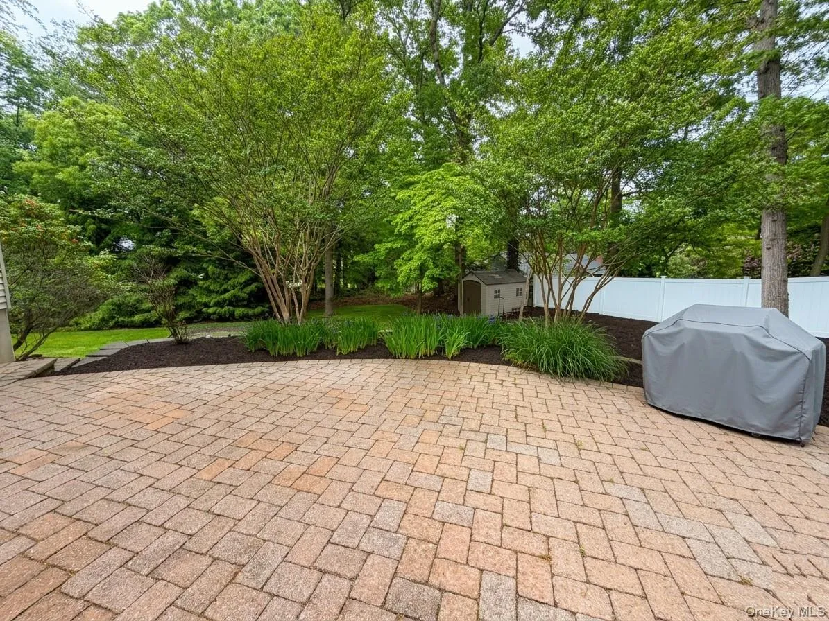 Back Yard Pavered Patio Back Yard Pavered Patio