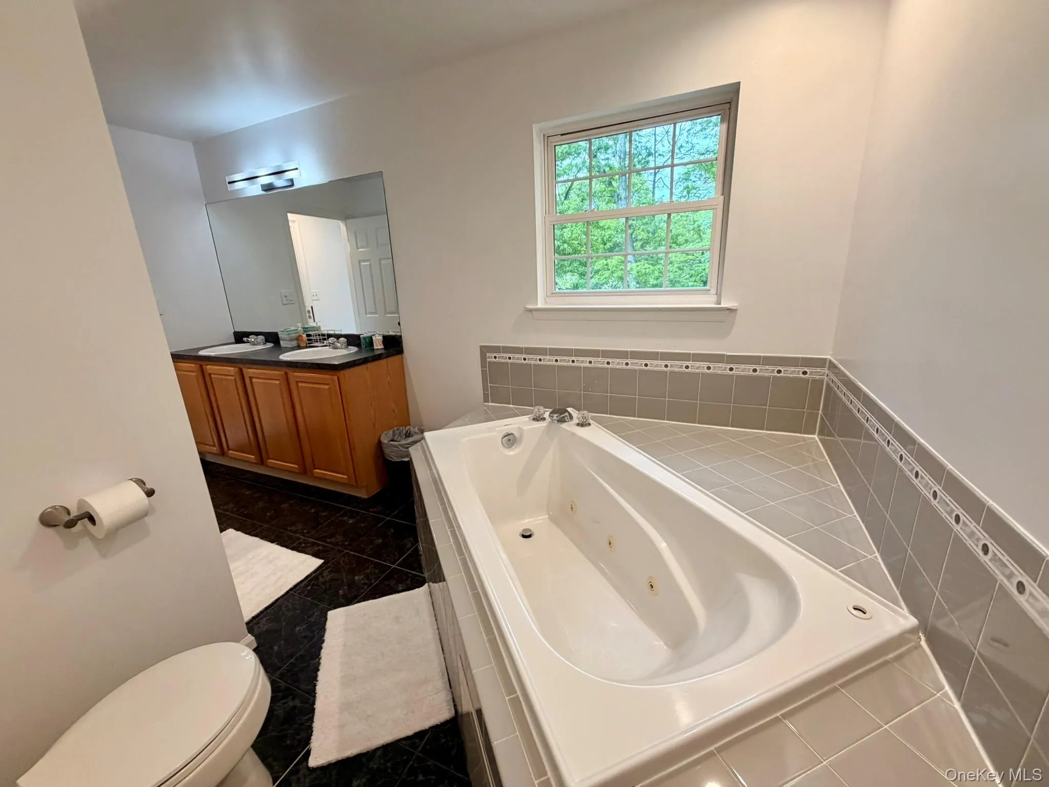 Primary Bathroom Soaker Tub Primary Bathroom Soaker Tub
