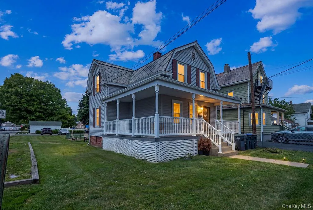 29 Blauvelt Avenue, Haverstraw, NY, 3 Bedrooms Bedrooms, 5 Rooms Rooms,1 BathroomBathrooms,Residential,For Rent,Blauvelt,0,1007079 29 Blauvelt Avenue, Haverstraw, NY, 3 Bedrooms Bedrooms, 5 Rooms Rooms,1 BathroomBathrooms,Residential,For Rent,Blauvelt,0,1007079