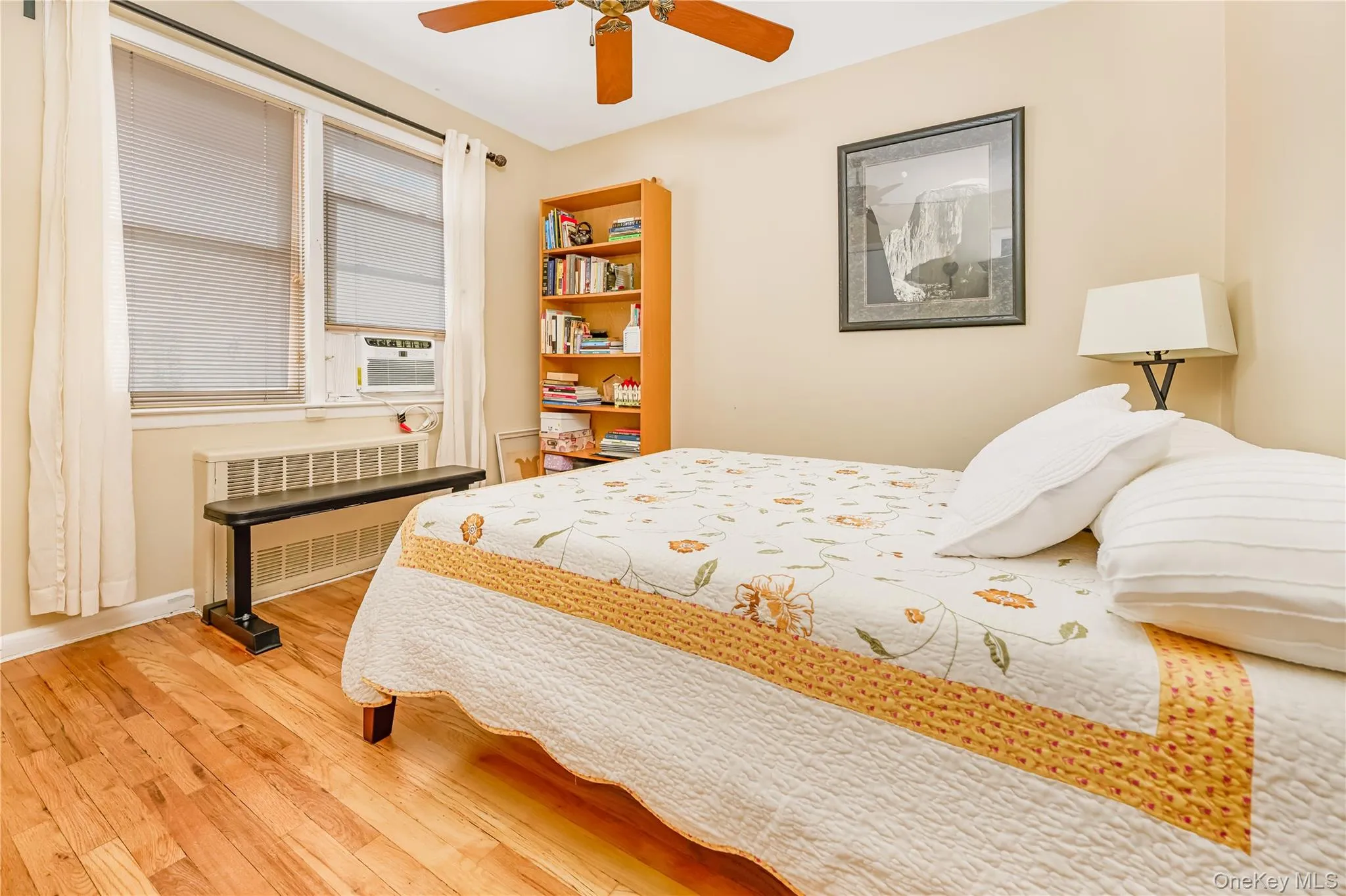 1600 Grand A Avenue, Hempstead, NY, 2 Bedrooms Bedrooms, 5 Rooms Rooms,1 BathroomBathrooms,Residential,For Rent,Grand A,0,1007081 1600 Grand A Avenue, Hempstead, NY, 2 Bedrooms Bedrooms, 5 Rooms Rooms,1 BathroomBathrooms,Residential,For Rent,Grand A,0,1007081