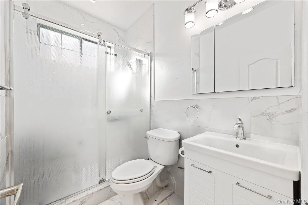 566 Louisiana Avenue, New York, NY, 3 Bedrooms Bedrooms, 6 Rooms Rooms,2 BathroomsBathrooms,Residential,For Rent,Louisiana,0,1007083 566 Louisiana Avenue, New York, NY, 3 Bedrooms Bedrooms, 6 Rooms Rooms,2 BathroomsBathrooms,Residential,For Rent,Louisiana,0,1007083