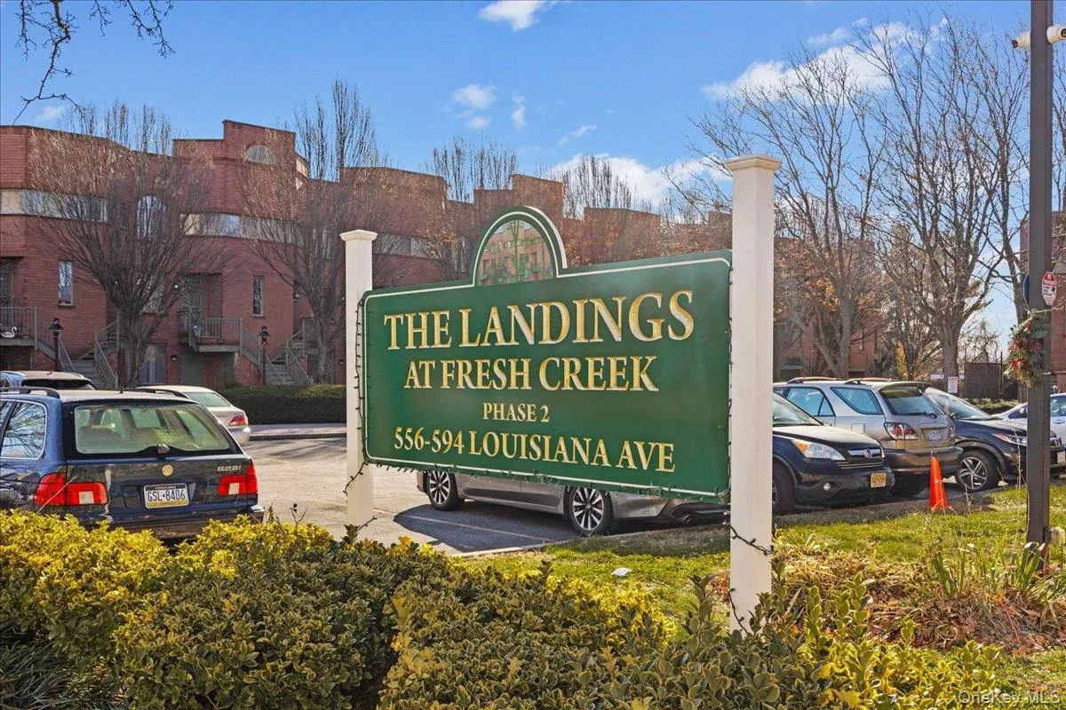 566 Louisiana Avenue, New York, NY, 3 Bedrooms Bedrooms, 6 Rooms Rooms,2 BathroomsBathrooms,Residential,For Rent,Louisiana,0,1007083 566 Louisiana Avenue, New York, NY, 3 Bedrooms Bedrooms, 6 Rooms Rooms,2 BathroomsBathrooms,Residential,For Rent,Louisiana,0,1007083