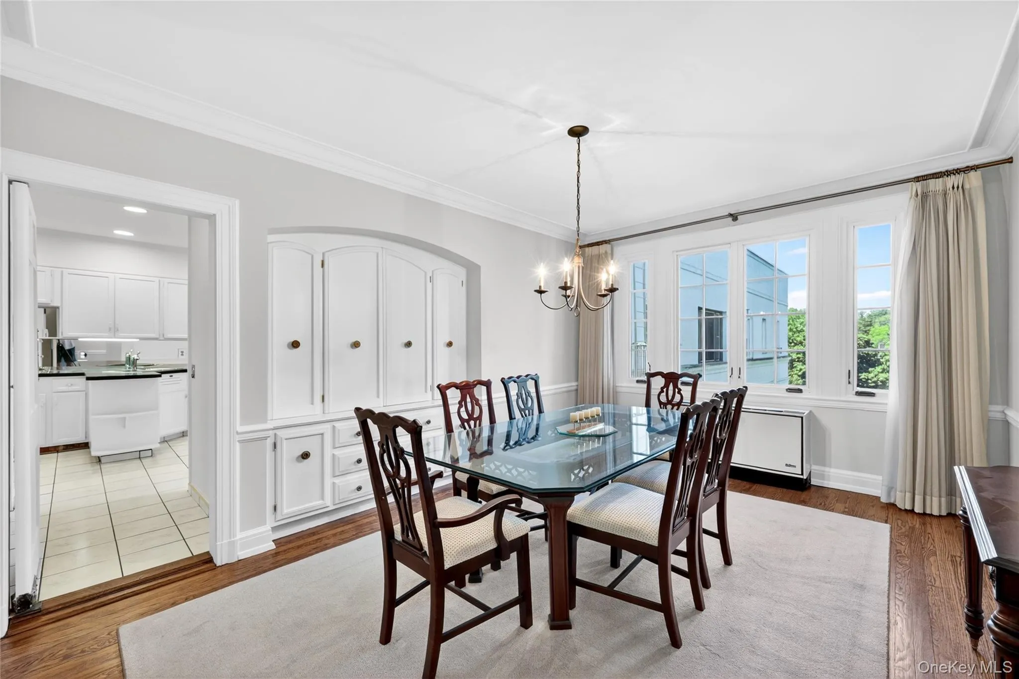 Generous Dining Room with Beautiful Built-Ins Generous Dining Room with Beautiful Built-Ins