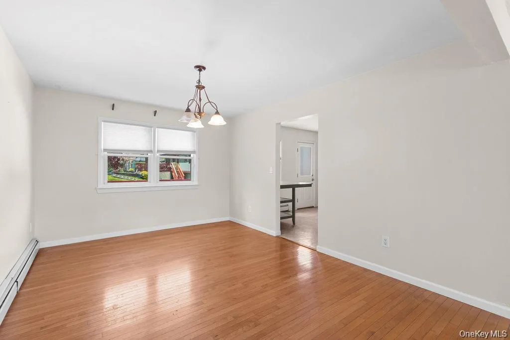 9 Jackson Street, Woodbury, NY, 4 Bedrooms Bedrooms, 7 Rooms Rooms,3 BathroomsBathrooms,Residential Lease,For Rent,Jackson,0,1007089 9 Jackson Street, Woodbury, NY, 4 Bedrooms Bedrooms, 7 Rooms Rooms,3 BathroomsBathrooms,Residential Lease,For Rent,Jackson,0,1007089