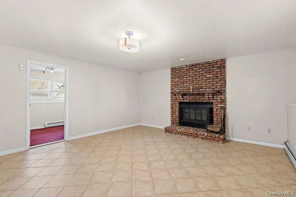 9 Jackson Street, Woodbury, NY, 4 Bedrooms Bedrooms, 7 Rooms Rooms,3 BathroomsBathrooms,Residential Lease,For Rent,Jackson,0,1007089 9 Jackson Street, Woodbury, NY, 4 Bedrooms Bedrooms, 7 Rooms Rooms,3 BathroomsBathrooms,Residential Lease,For Rent,Jackson,0,1007089