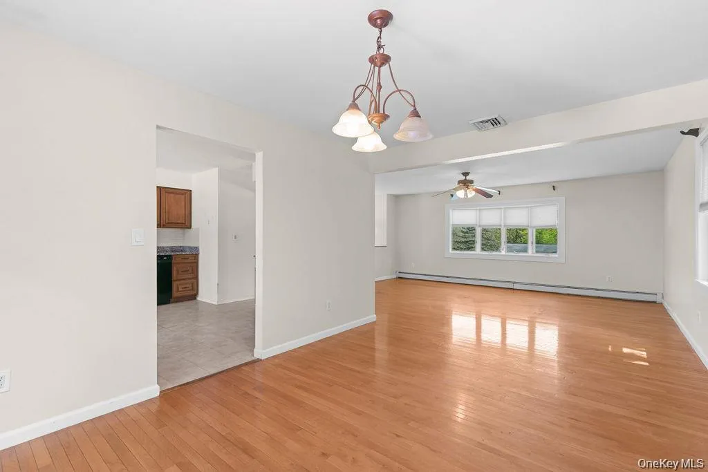 9 Jackson Street, Woodbury, NY, 4 Bedrooms Bedrooms, 7 Rooms Rooms,3 BathroomsBathrooms,Residential Lease,For Rent,Jackson,0,1007089 9 Jackson Street, Woodbury, NY, 4 Bedrooms Bedrooms, 7 Rooms Rooms,3 BathroomsBathrooms,Residential Lease,For Rent,Jackson,0,1007089