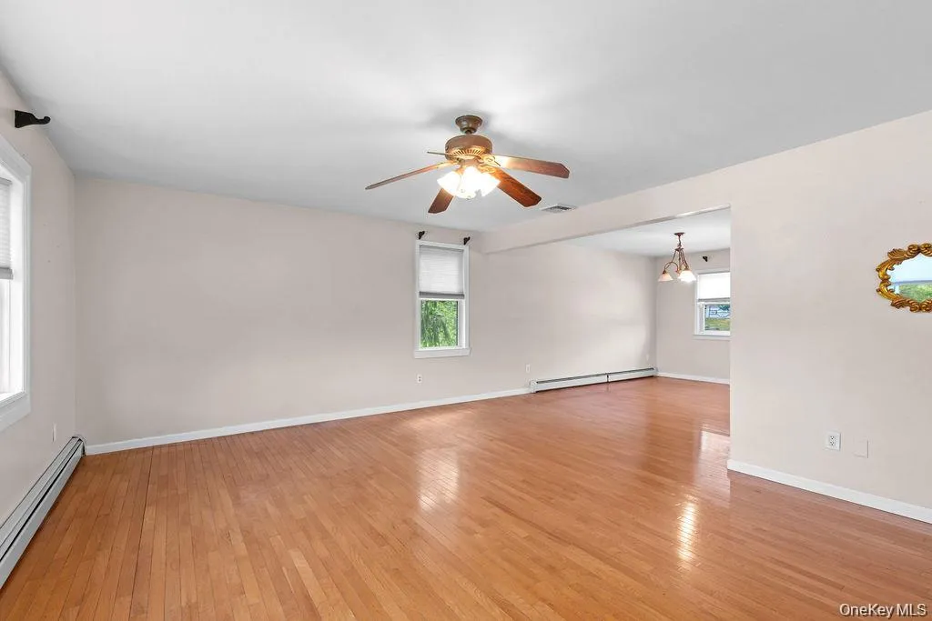 9 Jackson Street, Woodbury, NY, 4 Bedrooms Bedrooms, 7 Rooms Rooms,3 BathroomsBathrooms,Residential Lease,For Rent,Jackson,0,1007089 9 Jackson Street, Woodbury, NY, 4 Bedrooms Bedrooms, 7 Rooms Rooms,3 BathroomsBathrooms,Residential Lease,For Rent,Jackson,0,1007089