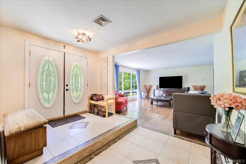 31 Dogwood Hills Road, Newburgh (town), NY, 3 Bedrooms Bedrooms, 11 Rooms Rooms,3 BathroomsBathrooms,Residential,For Rent,Dogwood Hills,0,1007092 31 Dogwood Hills Road, Newburgh (town), NY, 3 Bedrooms Bedrooms, 11 Rooms Rooms,3 BathroomsBathrooms,Residential,For Rent,Dogwood Hills,0,1007092