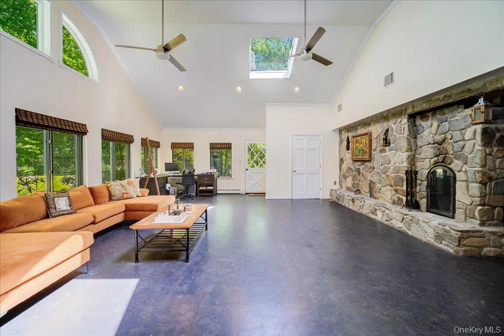 31 Dogwood Hills Road, Newburgh (town), NY, 3 Bedrooms Bedrooms, 11 Rooms Rooms,3 BathroomsBathrooms,Residential,For Rent,Dogwood Hills,0,1007092 31 Dogwood Hills Road, Newburgh (town), NY, 3 Bedrooms Bedrooms, 11 Rooms Rooms,3 BathroomsBathrooms,Residential,For Rent,Dogwood Hills,0,1007092