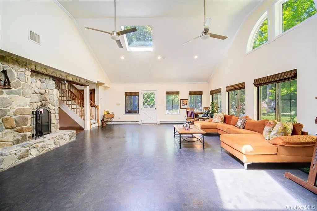 31 Dogwood Hills Road, Newburgh (town), NY, 3 Bedrooms Bedrooms, 11 Rooms Rooms,3 BathroomsBathrooms,Residential,For Rent,Dogwood Hills,0,1007092 31 Dogwood Hills Road, Newburgh (town), NY, 3 Bedrooms Bedrooms, 11 Rooms Rooms,3 BathroomsBathrooms,Residential,For Rent,Dogwood Hills,0,1007092