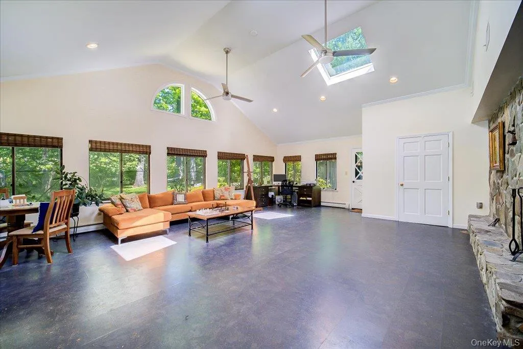 31 Dogwood Hills Road, Newburgh (town), NY, 3 Bedrooms Bedrooms, 11 Rooms Rooms,3 BathroomsBathrooms,Residential,For Rent,Dogwood Hills,0,1007092 31 Dogwood Hills Road, Newburgh (town), NY, 3 Bedrooms Bedrooms, 11 Rooms Rooms,3 BathroomsBathrooms,Residential,For Rent,Dogwood Hills,0,1007092