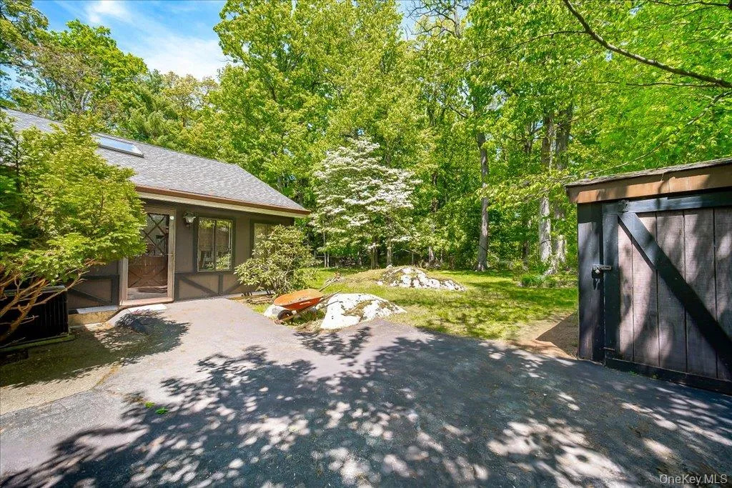 31 Dogwood Hills Road, Newburgh (town), NY, 3 Bedrooms Bedrooms, 11 Rooms Rooms,3 BathroomsBathrooms,Residential,For Rent,Dogwood Hills,0,1007092 31 Dogwood Hills Road, Newburgh (town), NY, 3 Bedrooms Bedrooms, 11 Rooms Rooms,3 BathroomsBathrooms,Residential,For Rent,Dogwood Hills,0,1007092