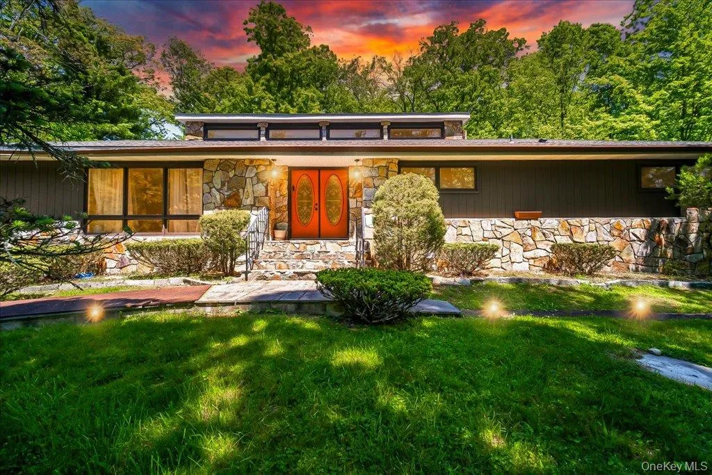 31 Dogwood Hills Road, Newburgh (town), NY, 3 Bedrooms Bedrooms, 11 Rooms Rooms,3 BathroomsBathrooms,Residential,For Rent,Dogwood Hills,0,1007092 31 Dogwood Hills Road, Newburgh (town), NY, 3 Bedrooms Bedrooms, 11 Rooms Rooms,3 BathroomsBathrooms,Residential,For Rent,Dogwood Hills,0,1007092