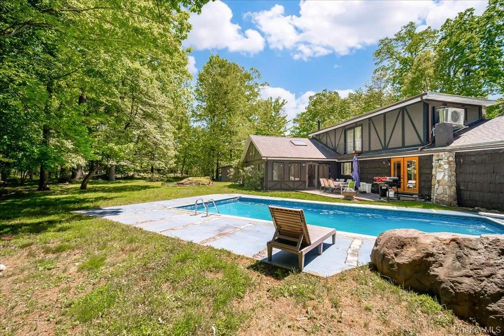 31 Dogwood Hills Road, Newburgh (town), NY, 3 Bedrooms Bedrooms, 11 Rooms Rooms,3 BathroomsBathrooms,Residential,For Rent,Dogwood Hills,0,1007092 31 Dogwood Hills Road, Newburgh (town), NY, 3 Bedrooms Bedrooms, 11 Rooms Rooms,3 BathroomsBathrooms,Residential,For Rent,Dogwood Hills,0,1007092