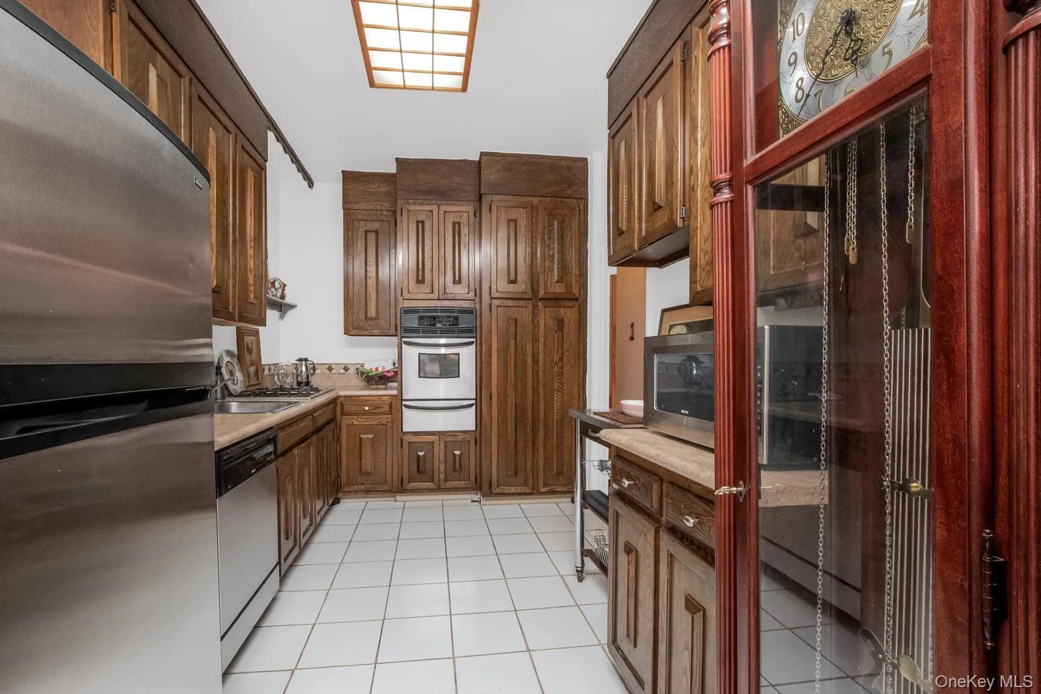 2500 Johnson Avenue, New York, NY, 2 Bedrooms Bedrooms, 5 Rooms Rooms,2 BathroomsBathrooms,Residential,For Rent,Johnson,0,1007095 2500 Johnson Avenue, New York, NY, 2 Bedrooms Bedrooms, 5 Rooms Rooms,2 BathroomsBathrooms,Residential,For Rent,Johnson,0,1007095