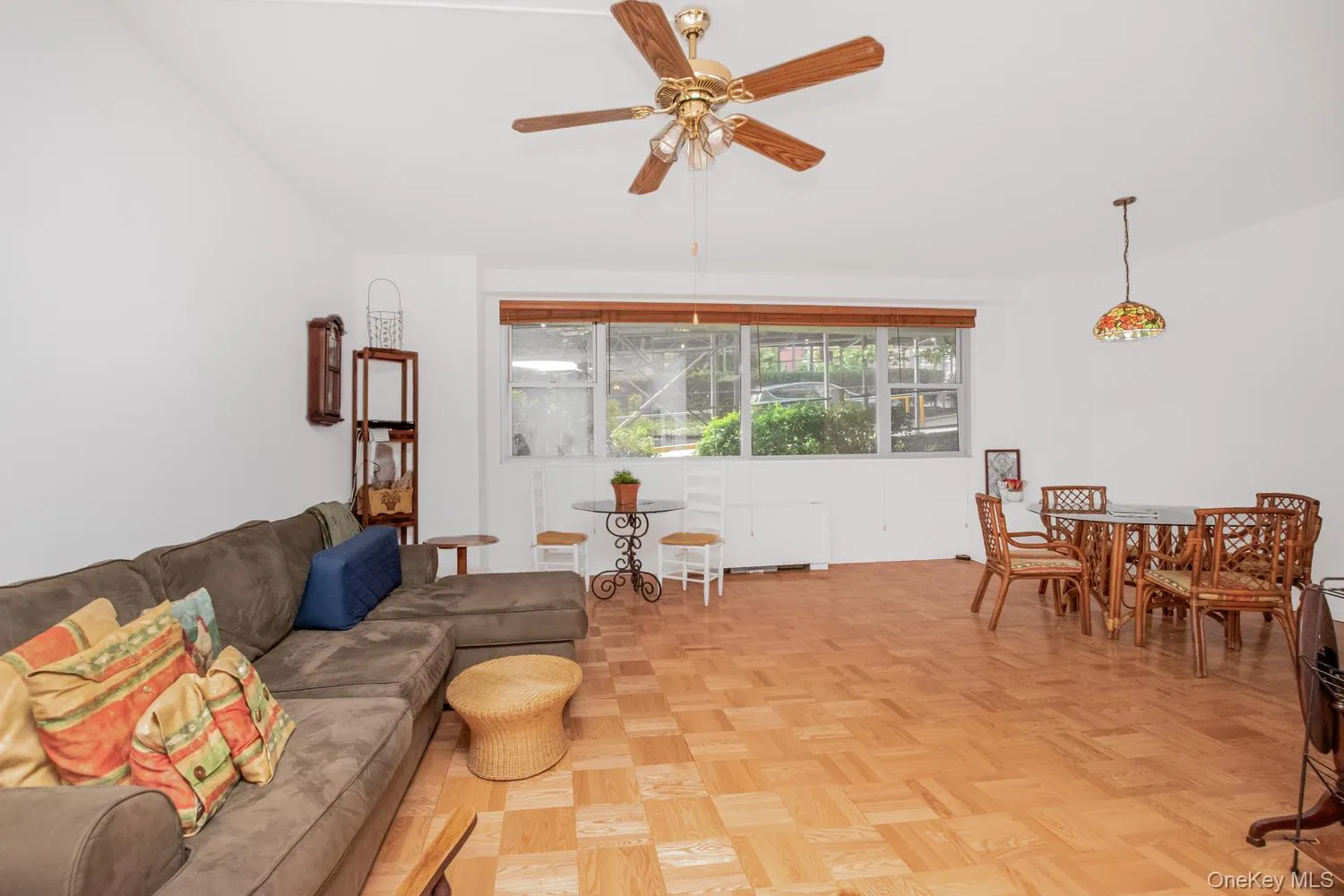 2500 Johnson Avenue, New York, NY, 2 Bedrooms Bedrooms, 5 Rooms Rooms,2 BathroomsBathrooms,Residential,For Rent,Johnson,0,1007095 2500 Johnson Avenue, New York, NY, 2 Bedrooms Bedrooms, 5 Rooms Rooms,2 BathroomsBathrooms,Residential,For Rent,Johnson,0,1007095