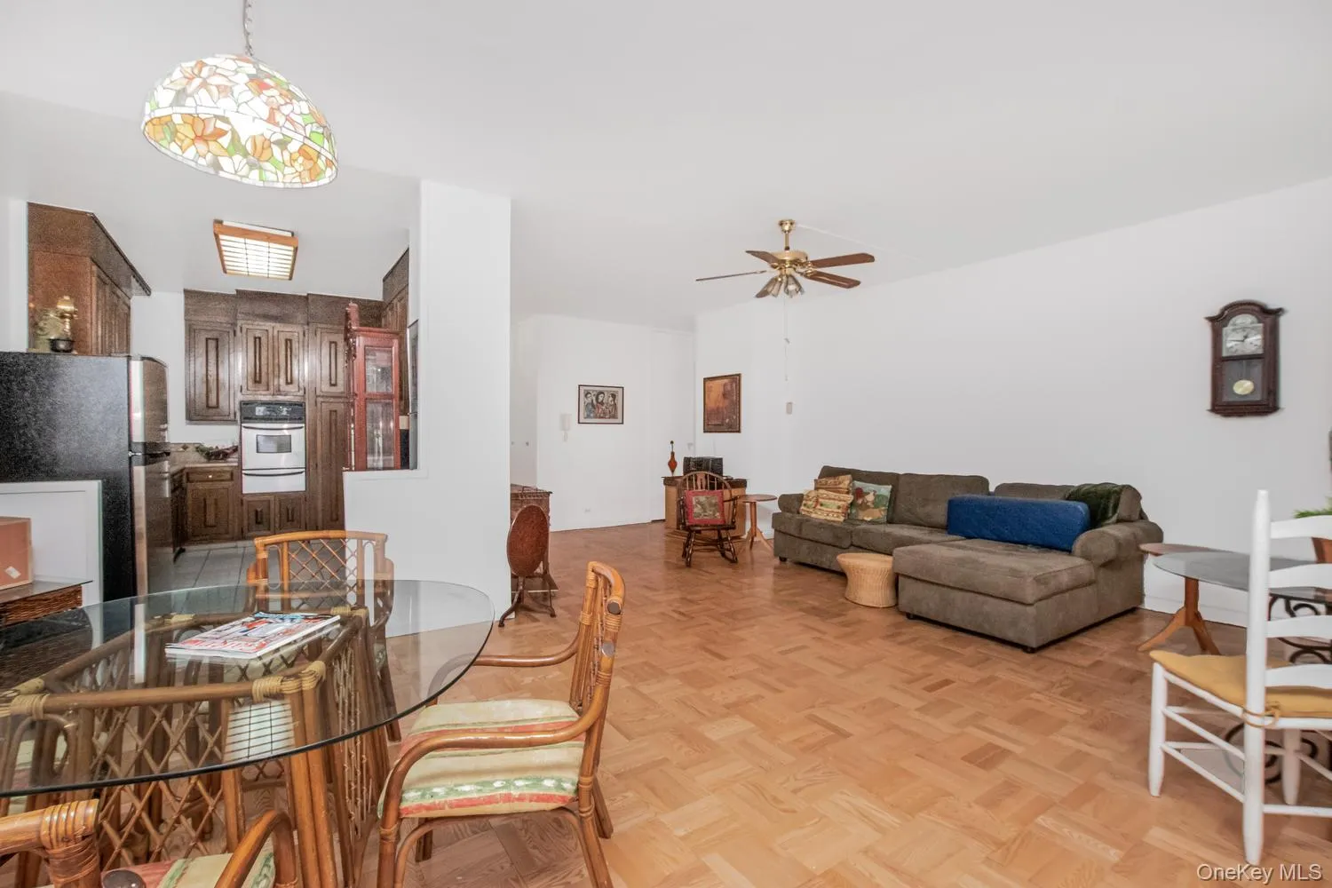 2500 Johnson Avenue, New York, NY, 2 Bedrooms Bedrooms, 5 Rooms Rooms,2 BathroomsBathrooms,Residential,For Rent,Johnson,0,1007095 2500 Johnson Avenue, New York, NY, 2 Bedrooms Bedrooms, 5 Rooms Rooms,2 BathroomsBathrooms,Residential,For Rent,Johnson,0,1007095
